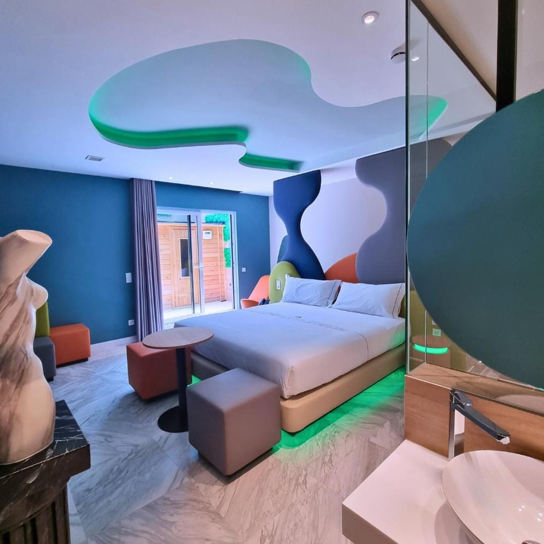 Suite with Sauna