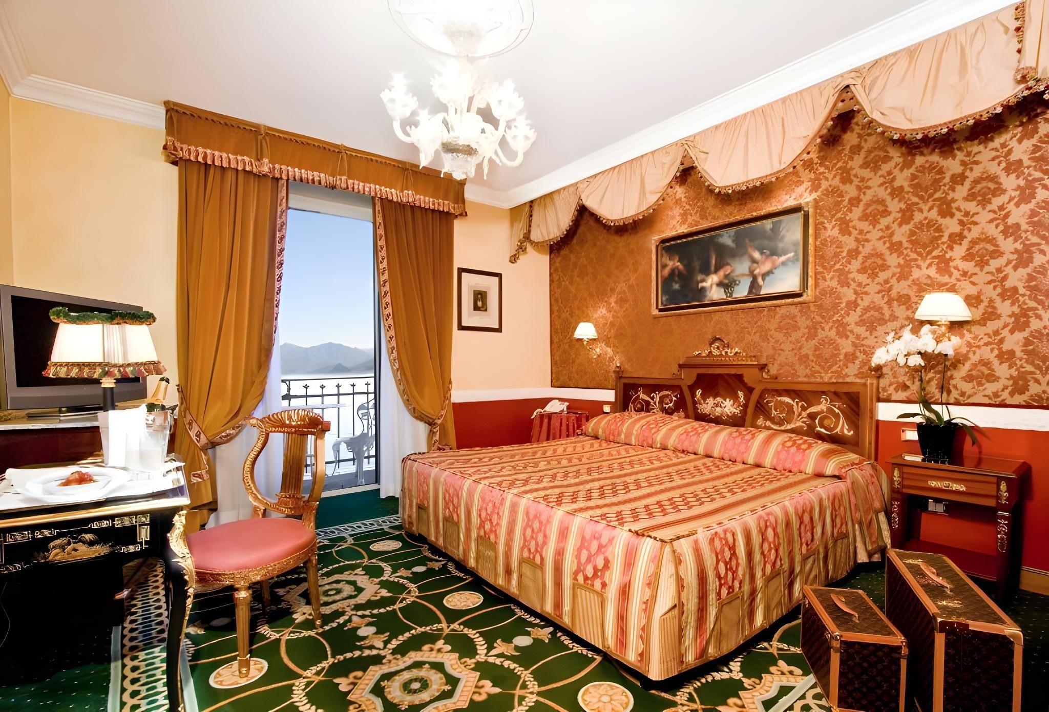 Lake View Double Room