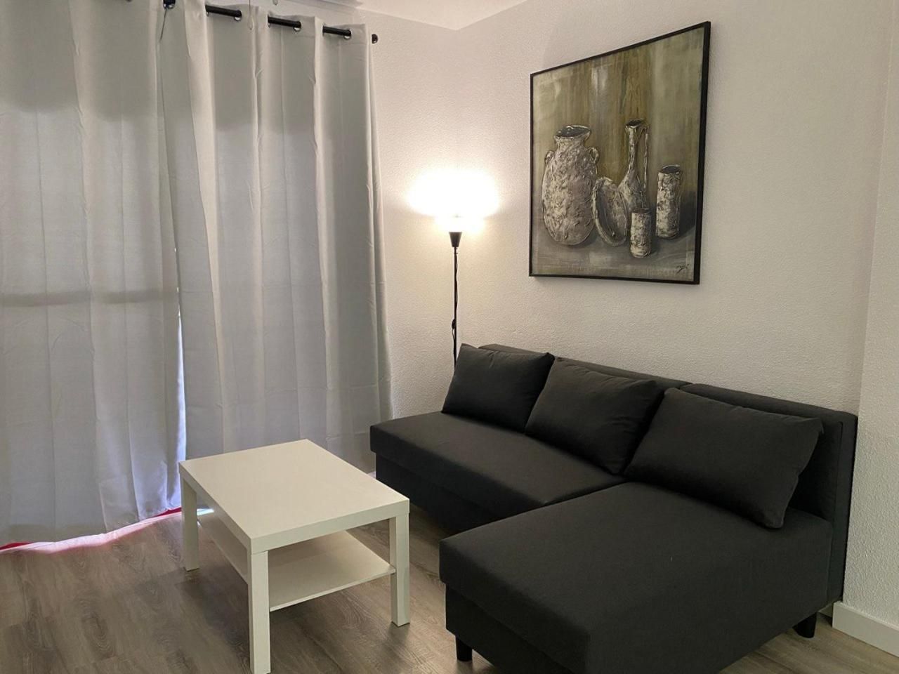 Two-Bedroom Deluxe Apartment with Balcony