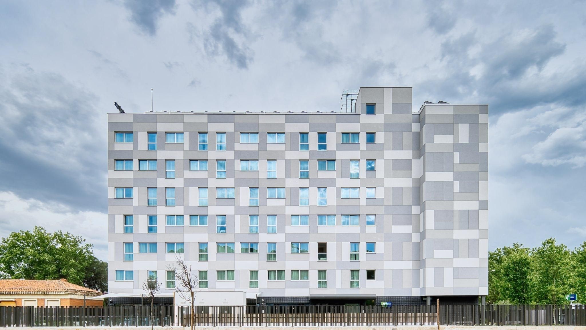 Holiday Inn Express Madrid Airport By IHG