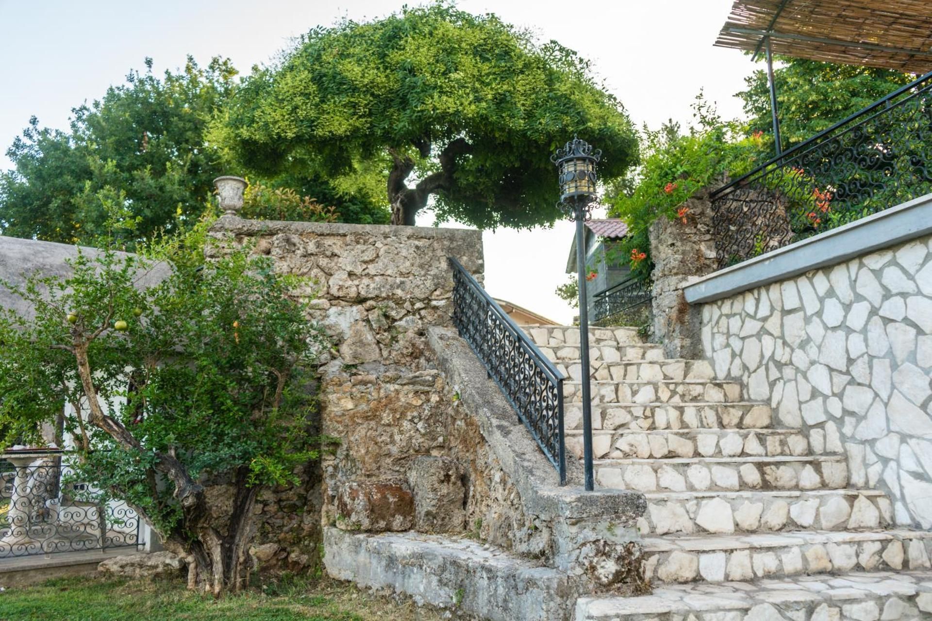 B&B L'EDEN
