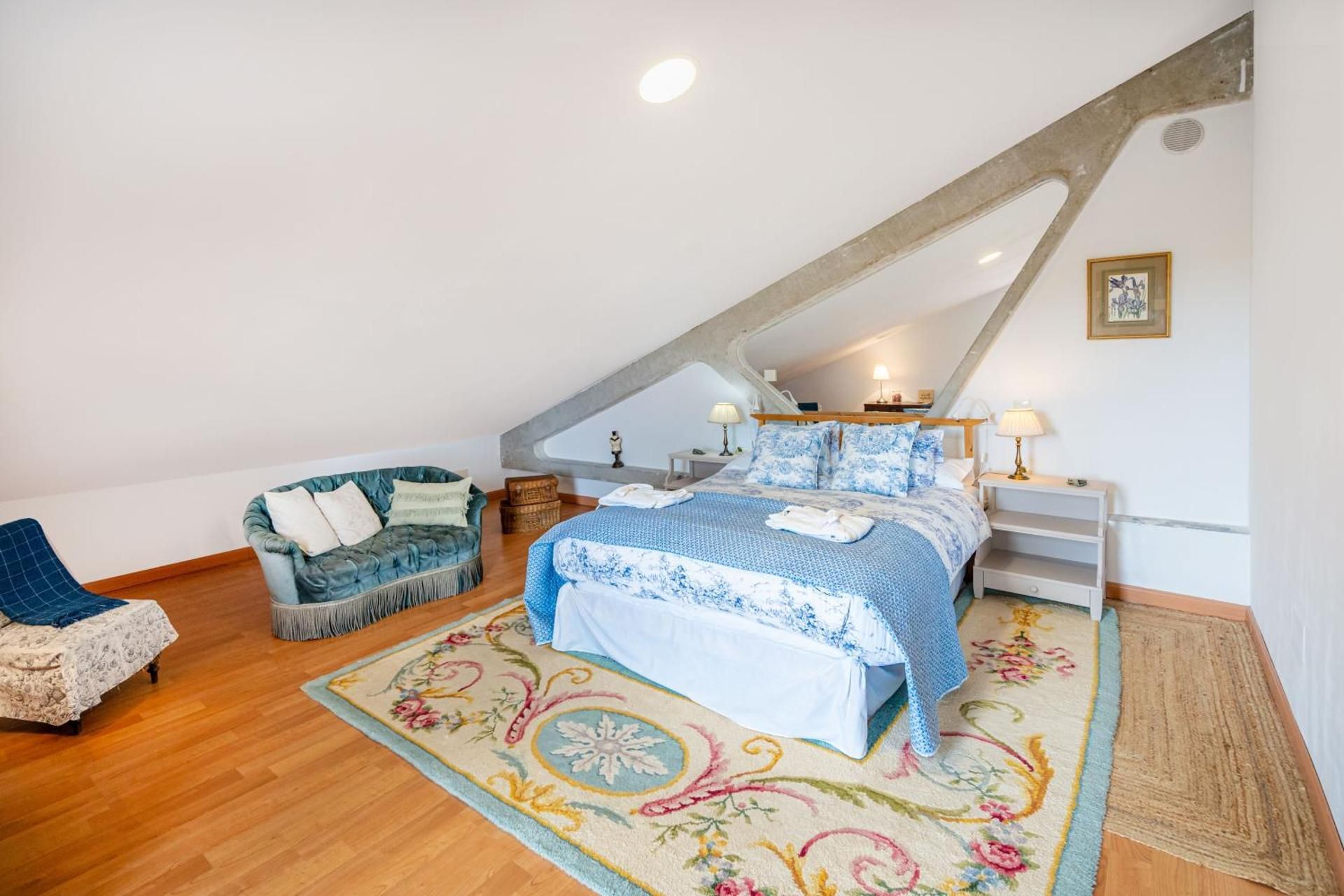 Junior Suite with Balcony