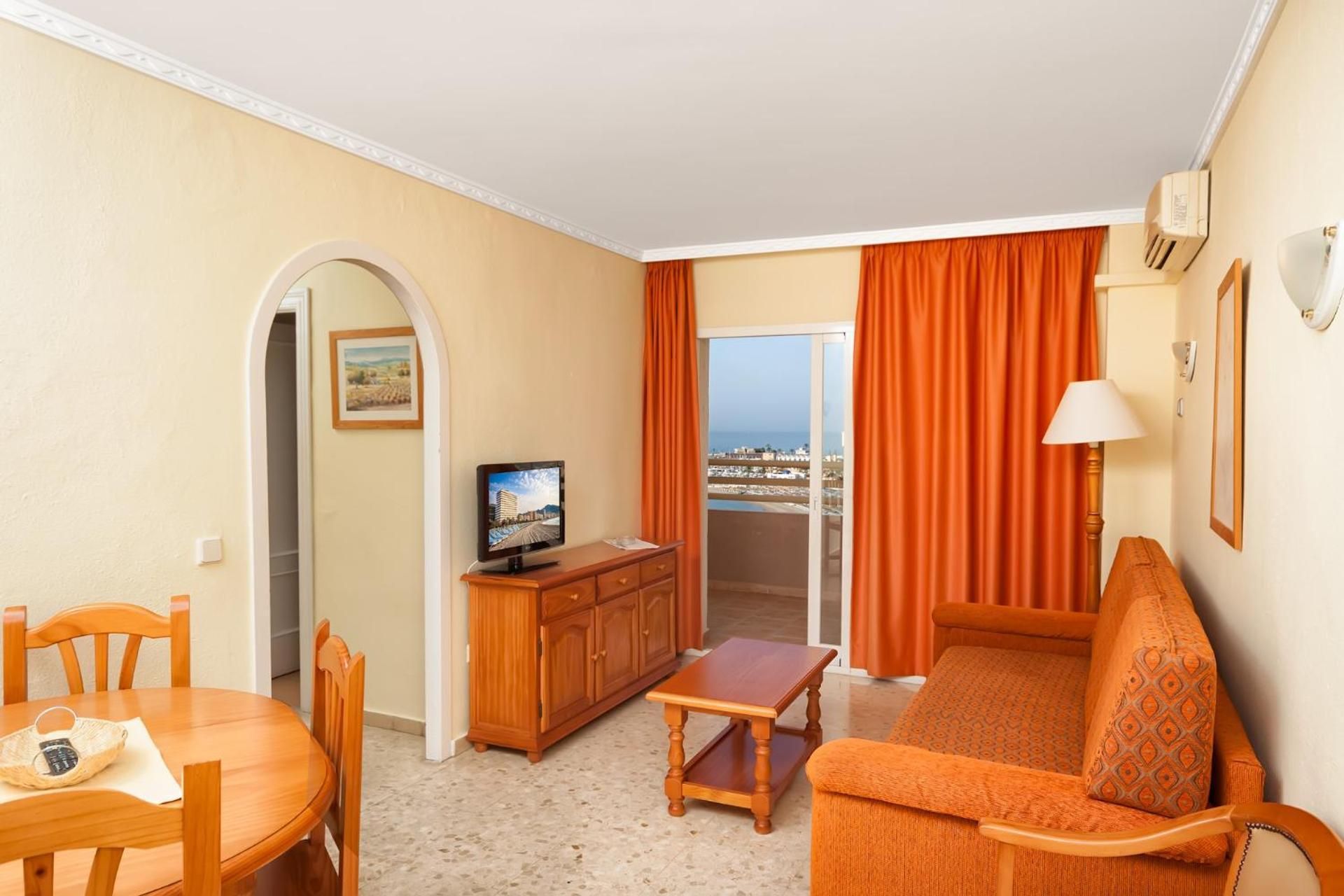 One-Bedroom Apartment with sea view (3 Adults + 1 Child)