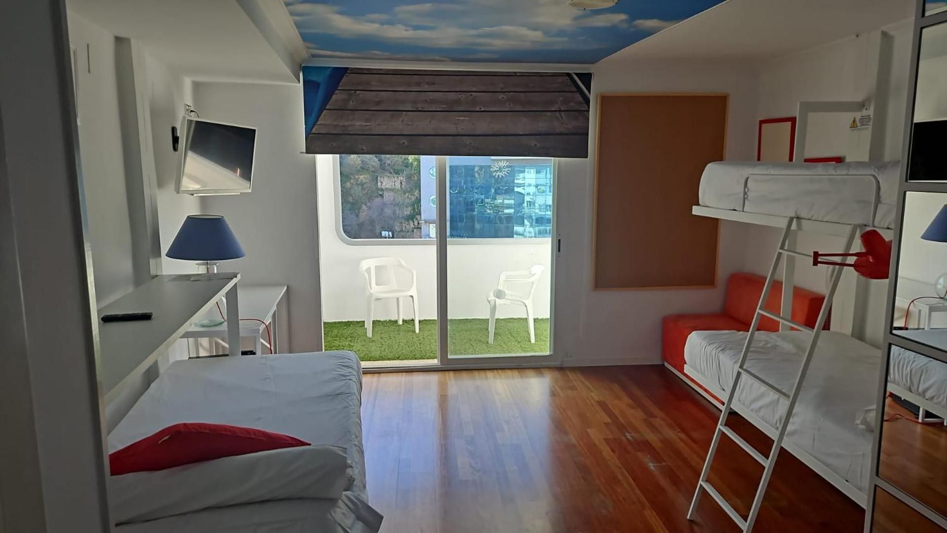 Triple Room with Terrace