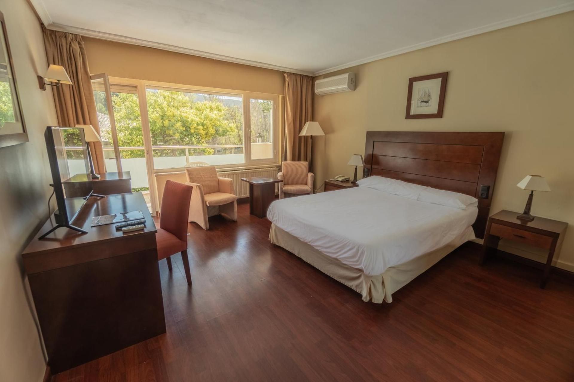 Deluxe Single Room