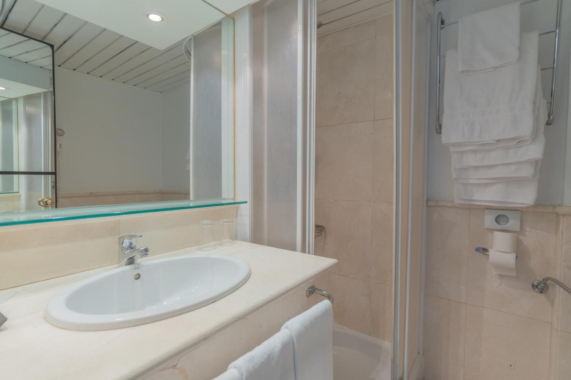 Triple Room with Terrace