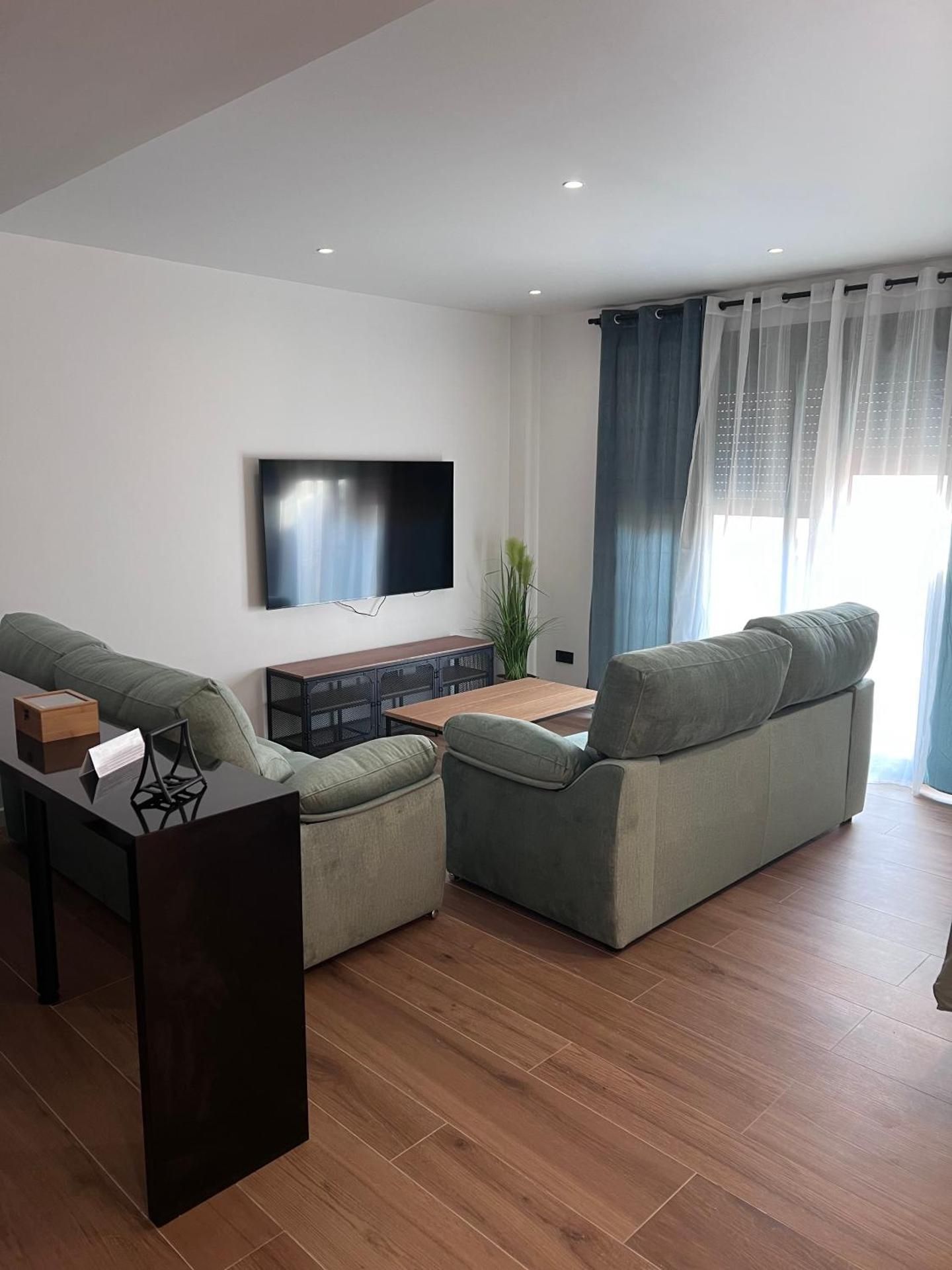 Three-Bedroom Deluxe Apartment