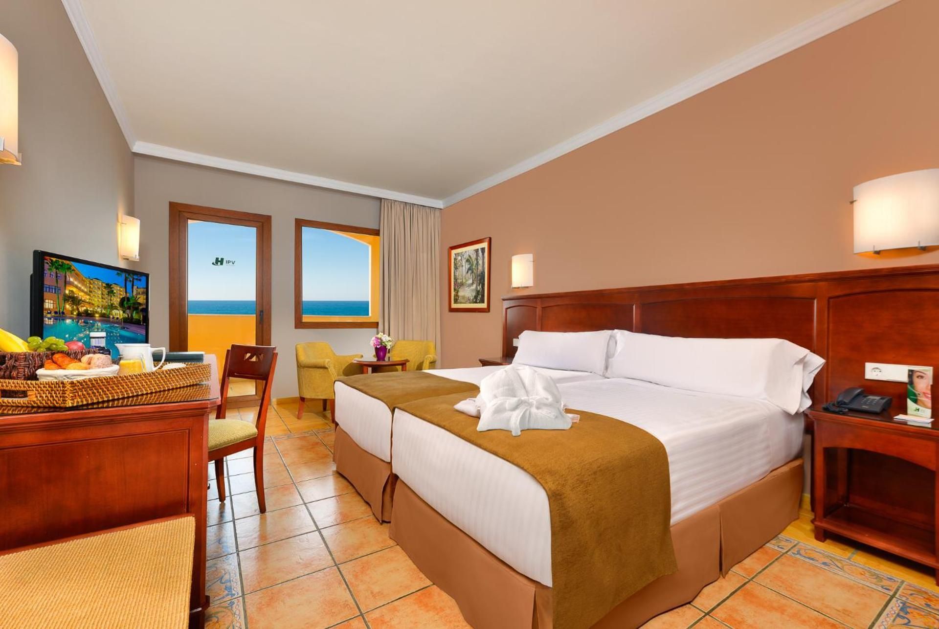 Double or Twin Room with Terrace and Sea View