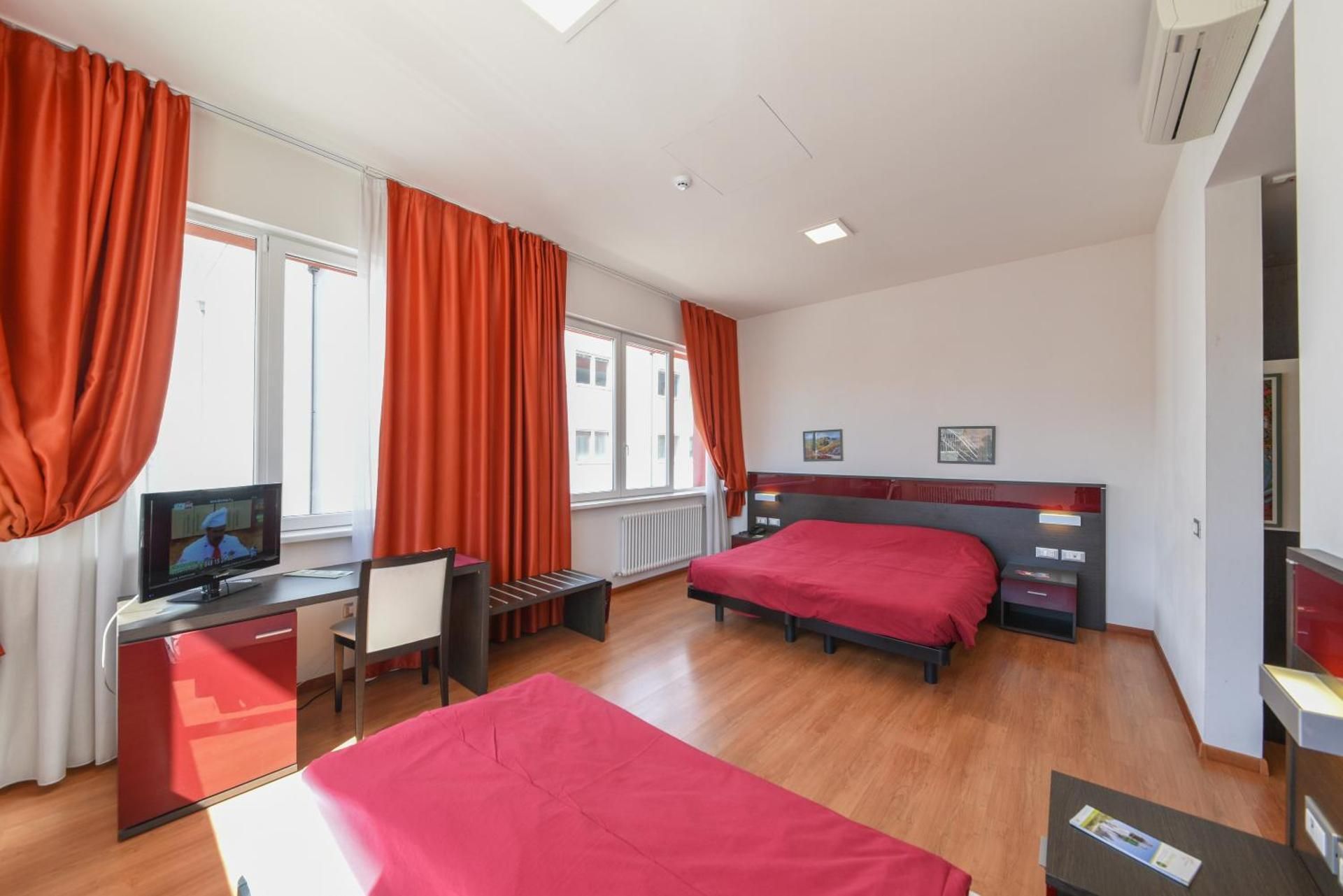 Triple Room