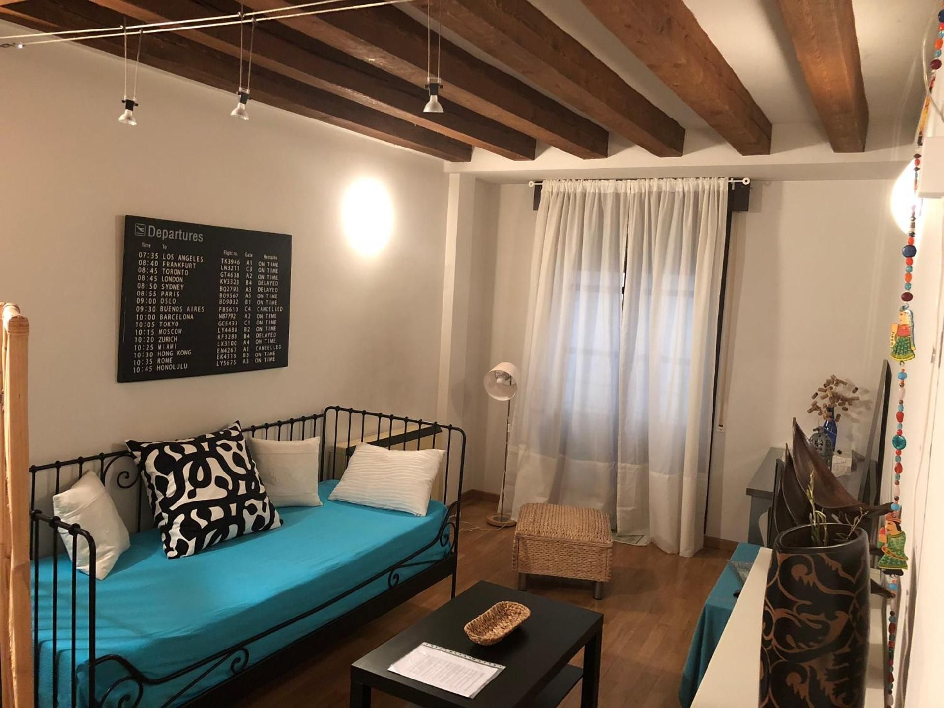 One-Bedroom Apartment with Balcony