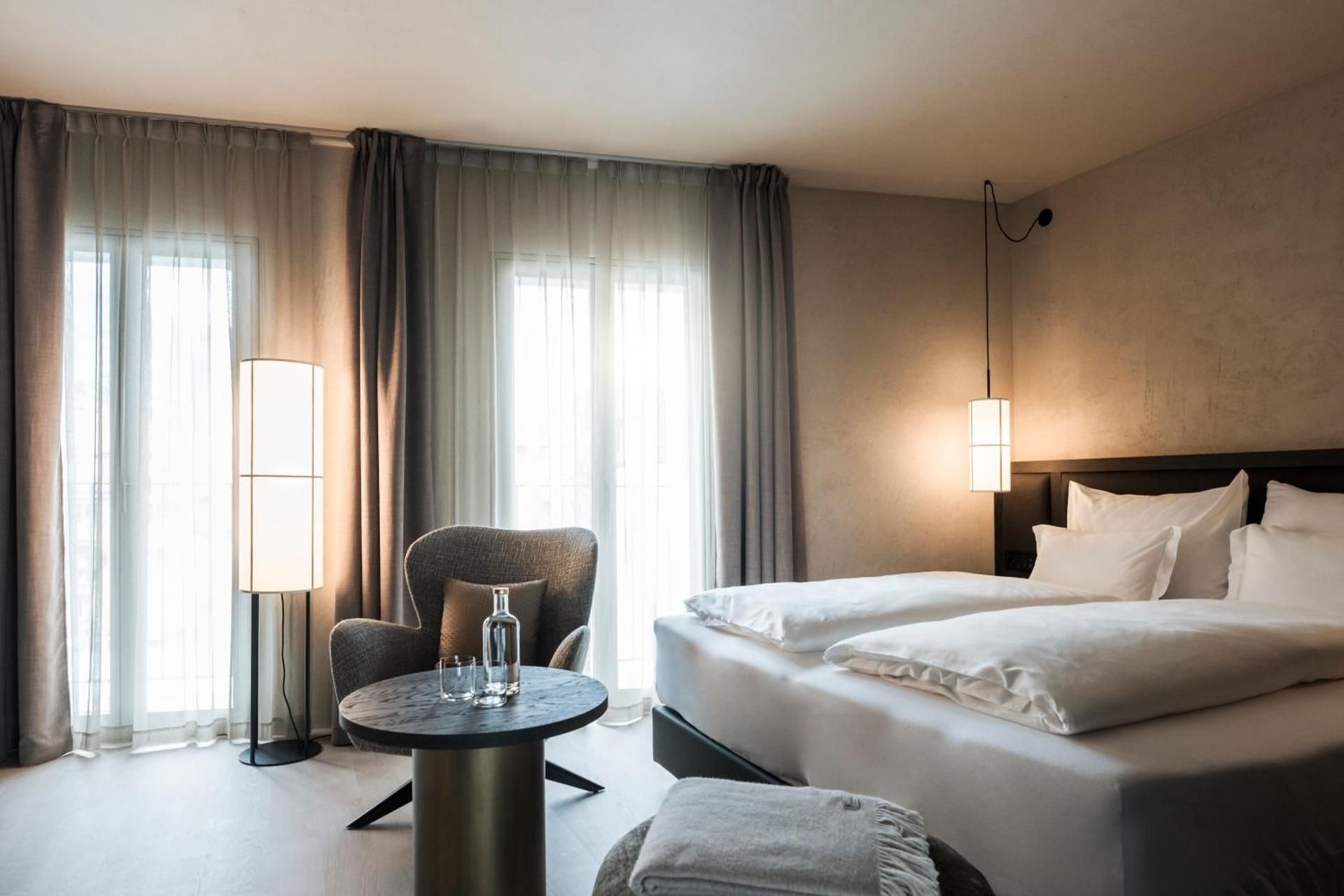 Suite with Mountain View