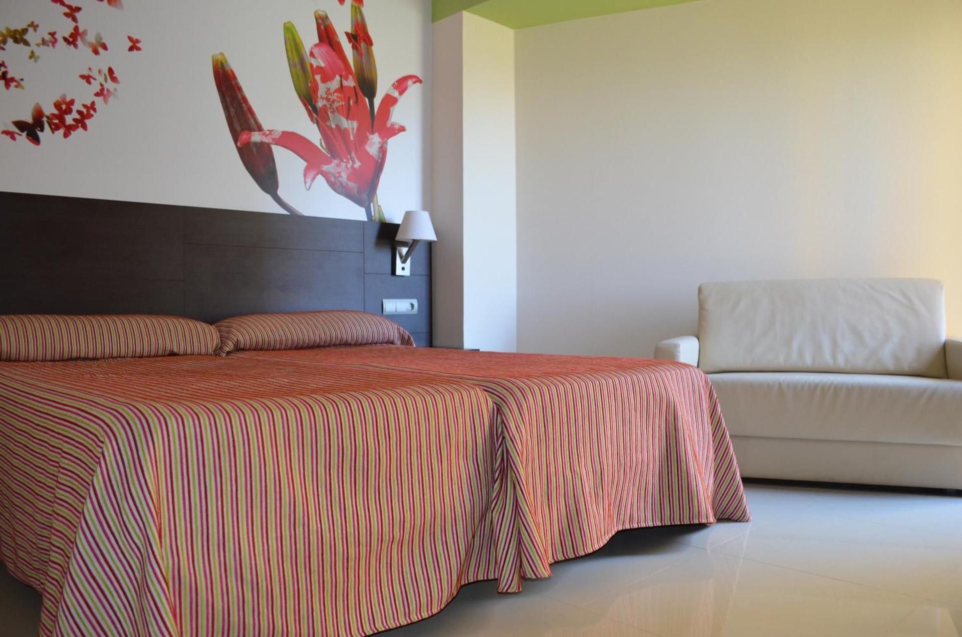 Double or Twin Room with Bed Sofa