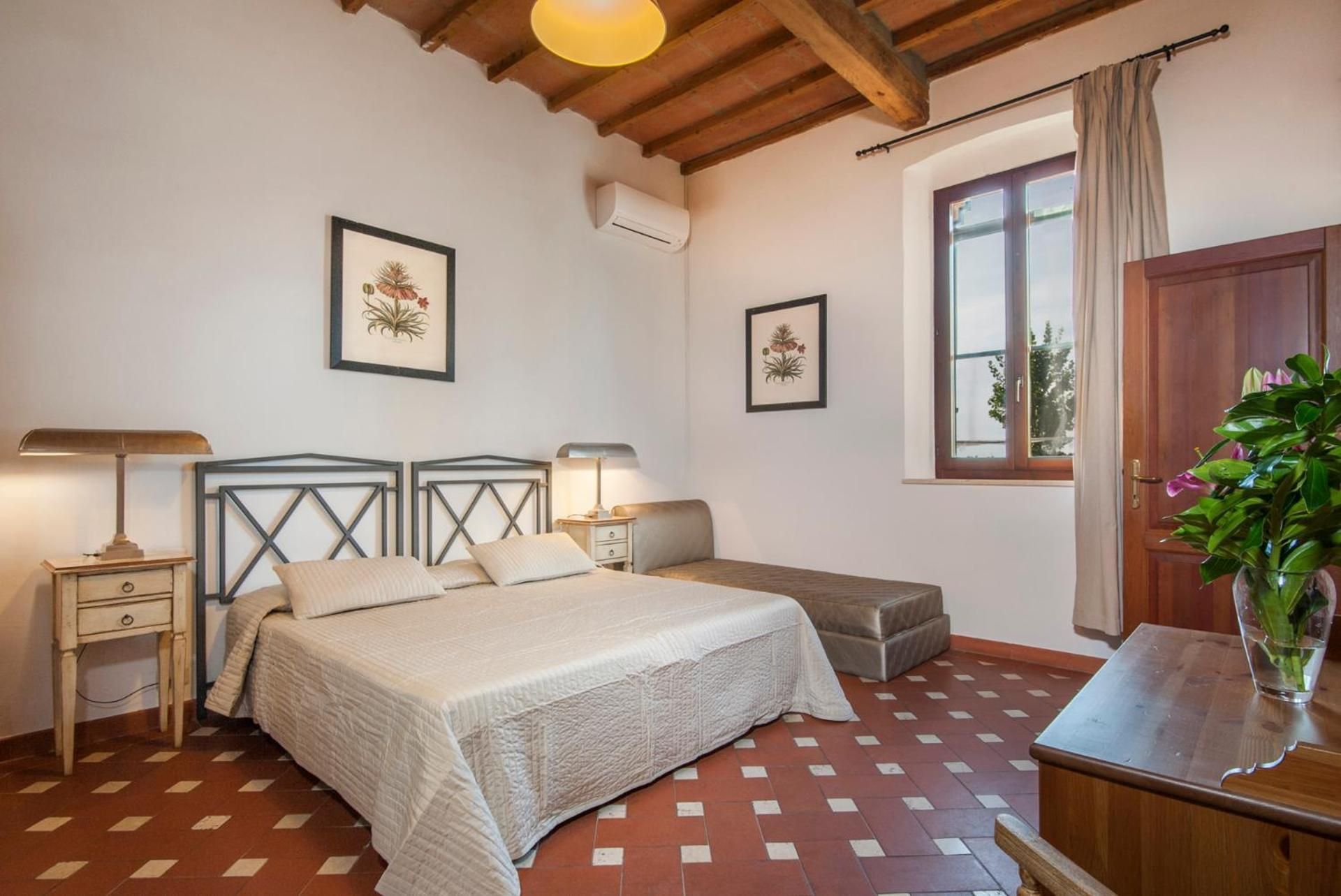 One-Bedroom Apartment - Separate Building