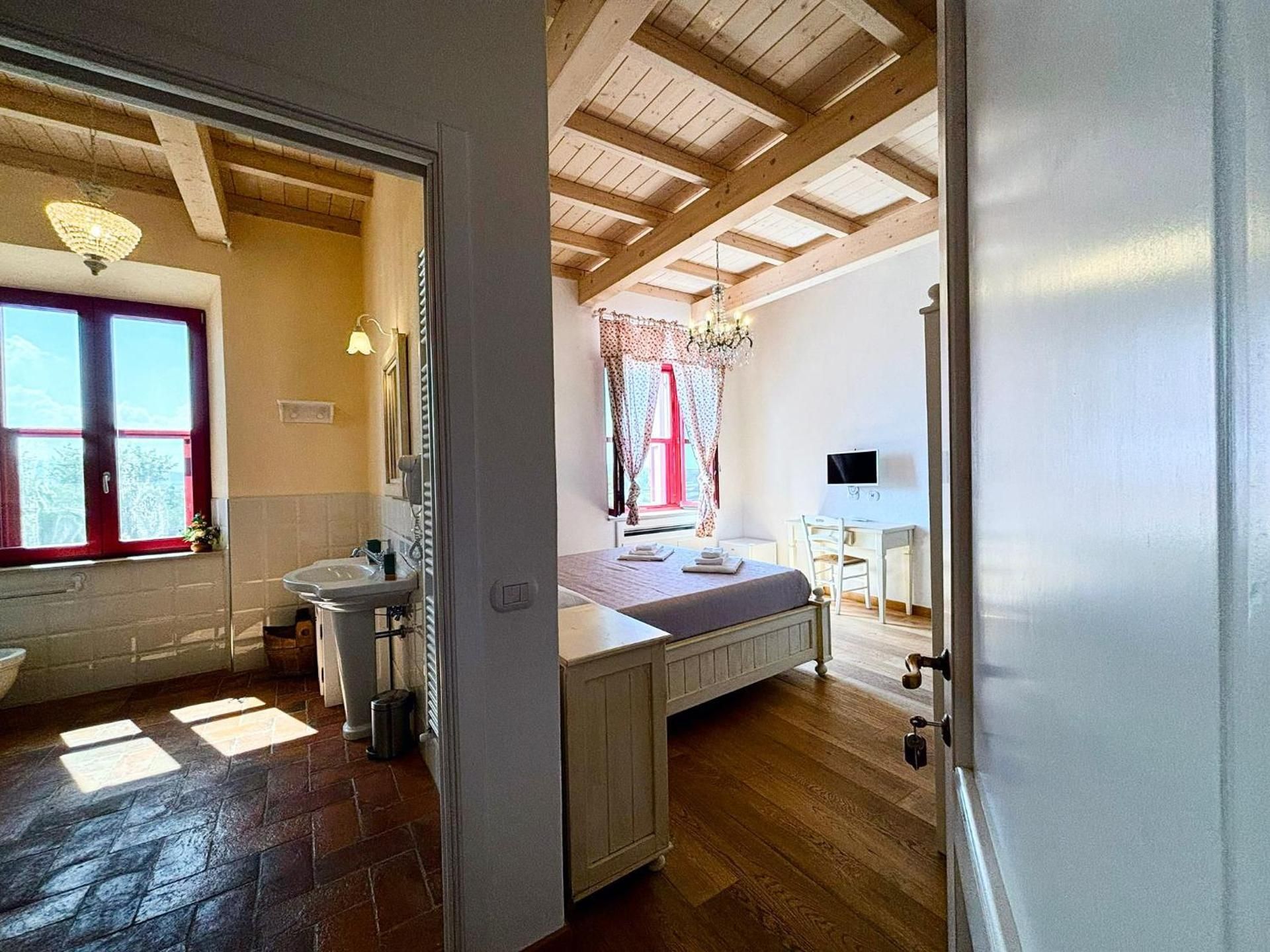 Nonna Nara Bed & Breakfast Deluxe Quadruple Room 3