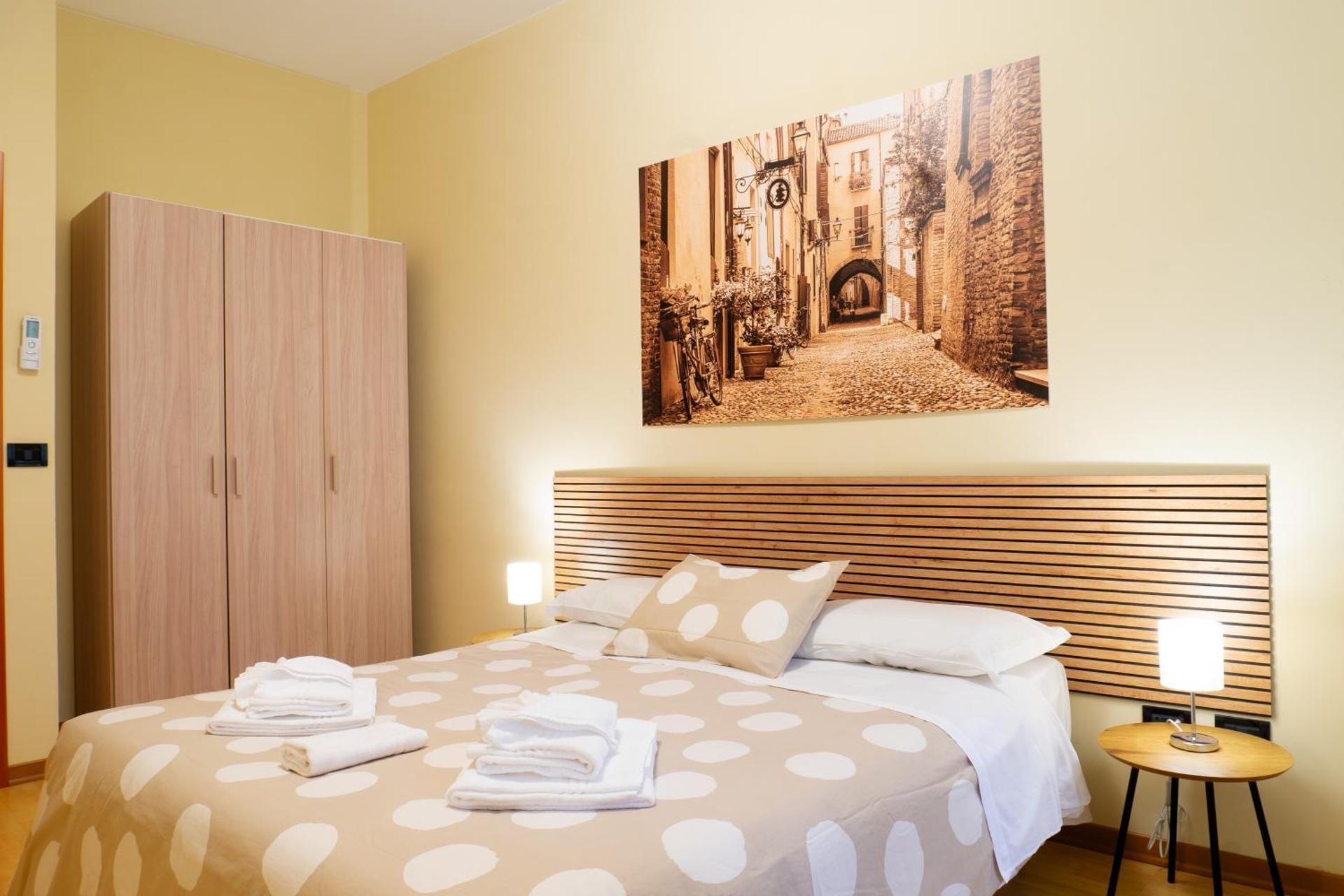 Twin Room with Shared Bathroom