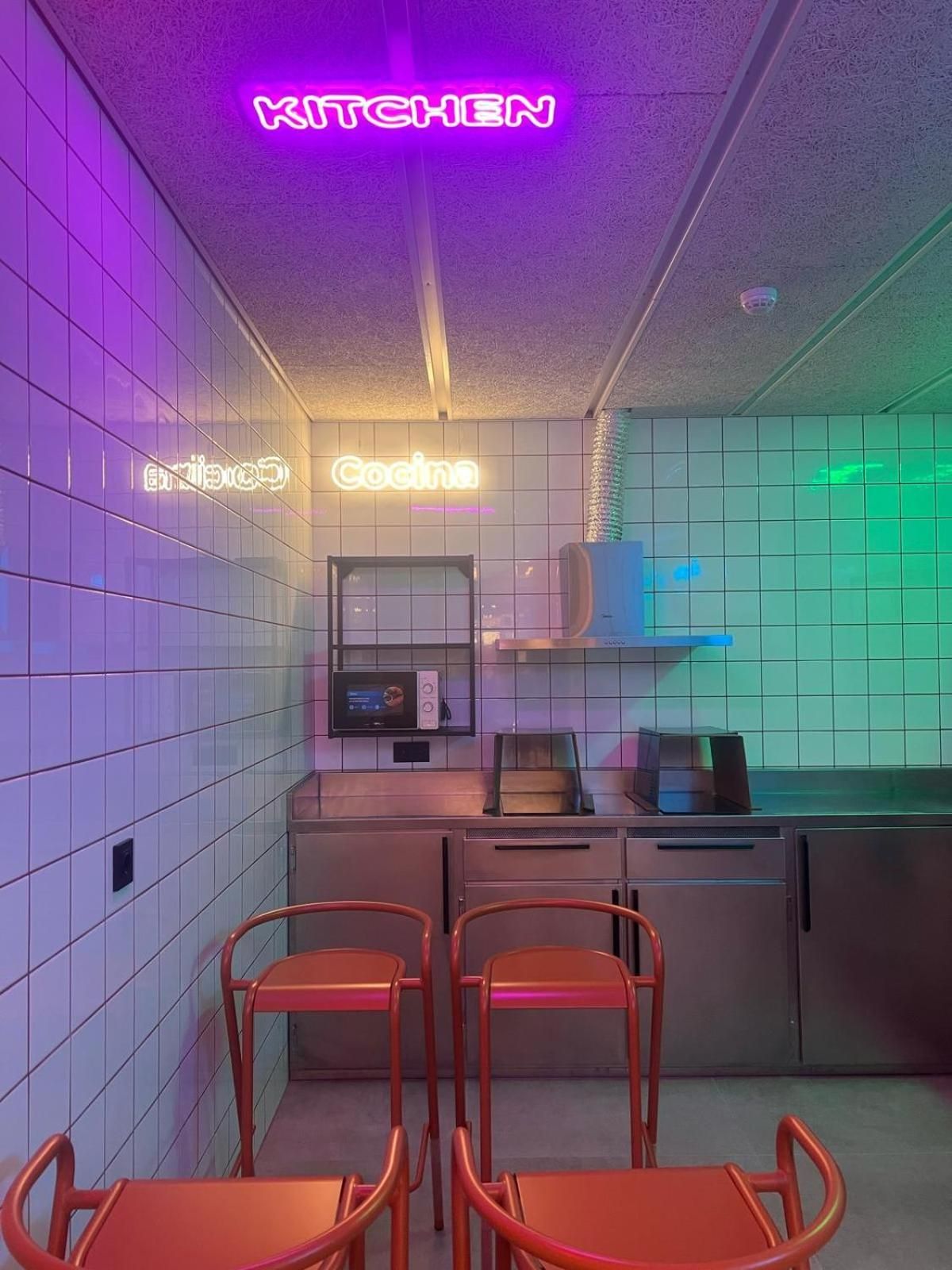 Lamia BBK Women Hostel-Solo mujeres