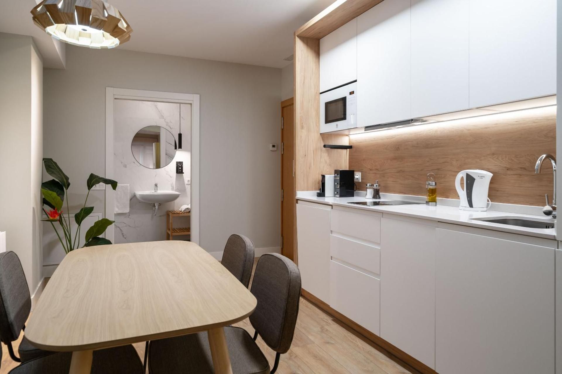 Limehome Bilbao Tristan de Leguizamon Kalea Comfort Studio (Wheelchair accessible) 3