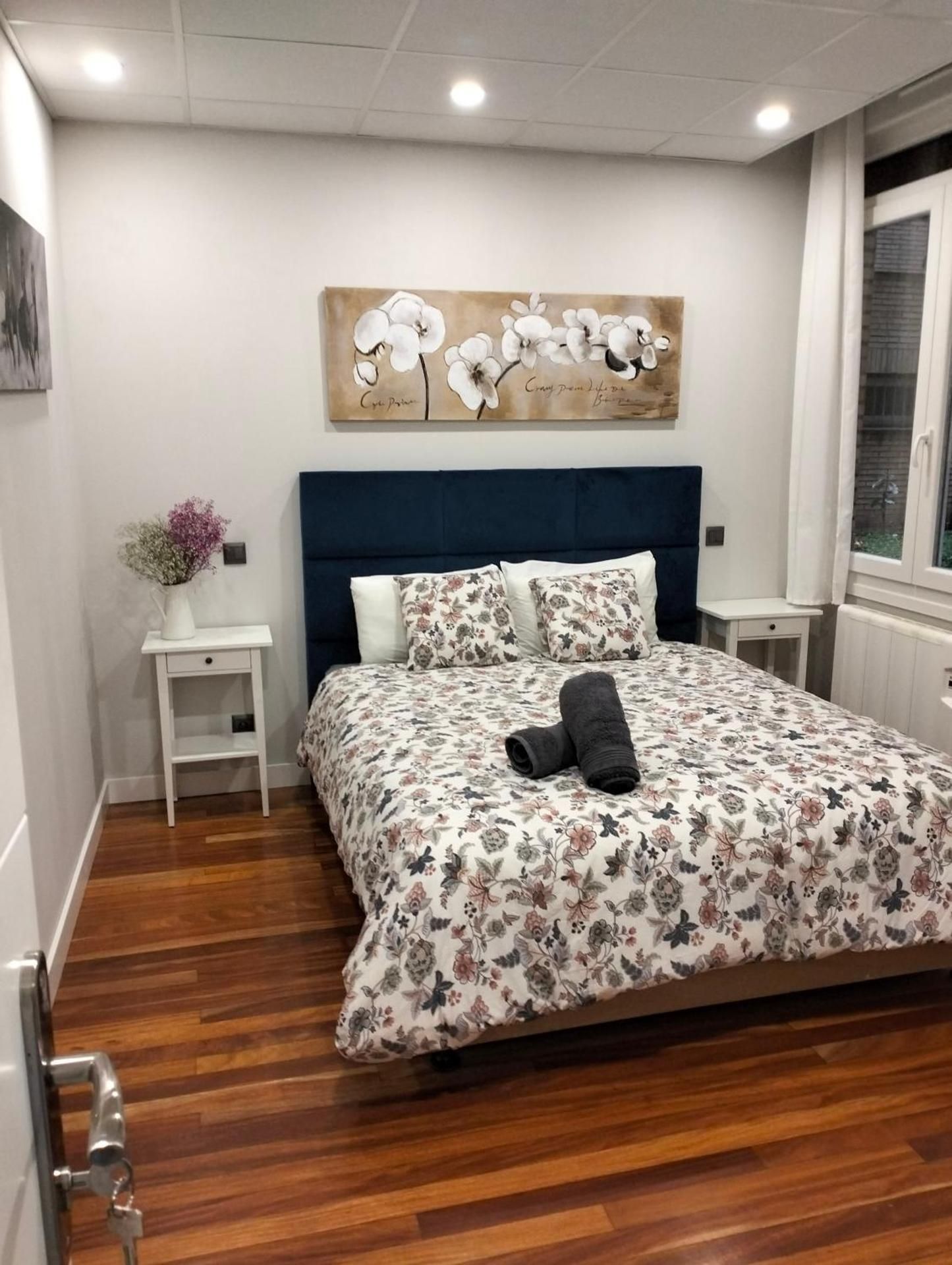 Pension Guggenheim Riverview HBI01297