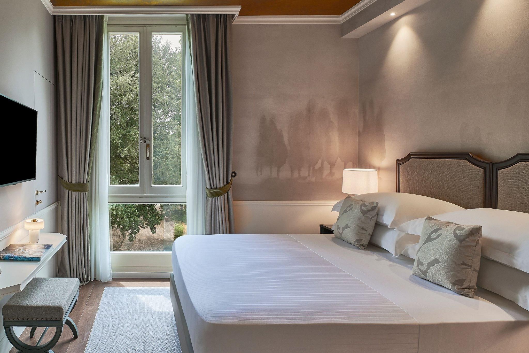 Classic Garden, Guest room, 1 Queen, Garden view