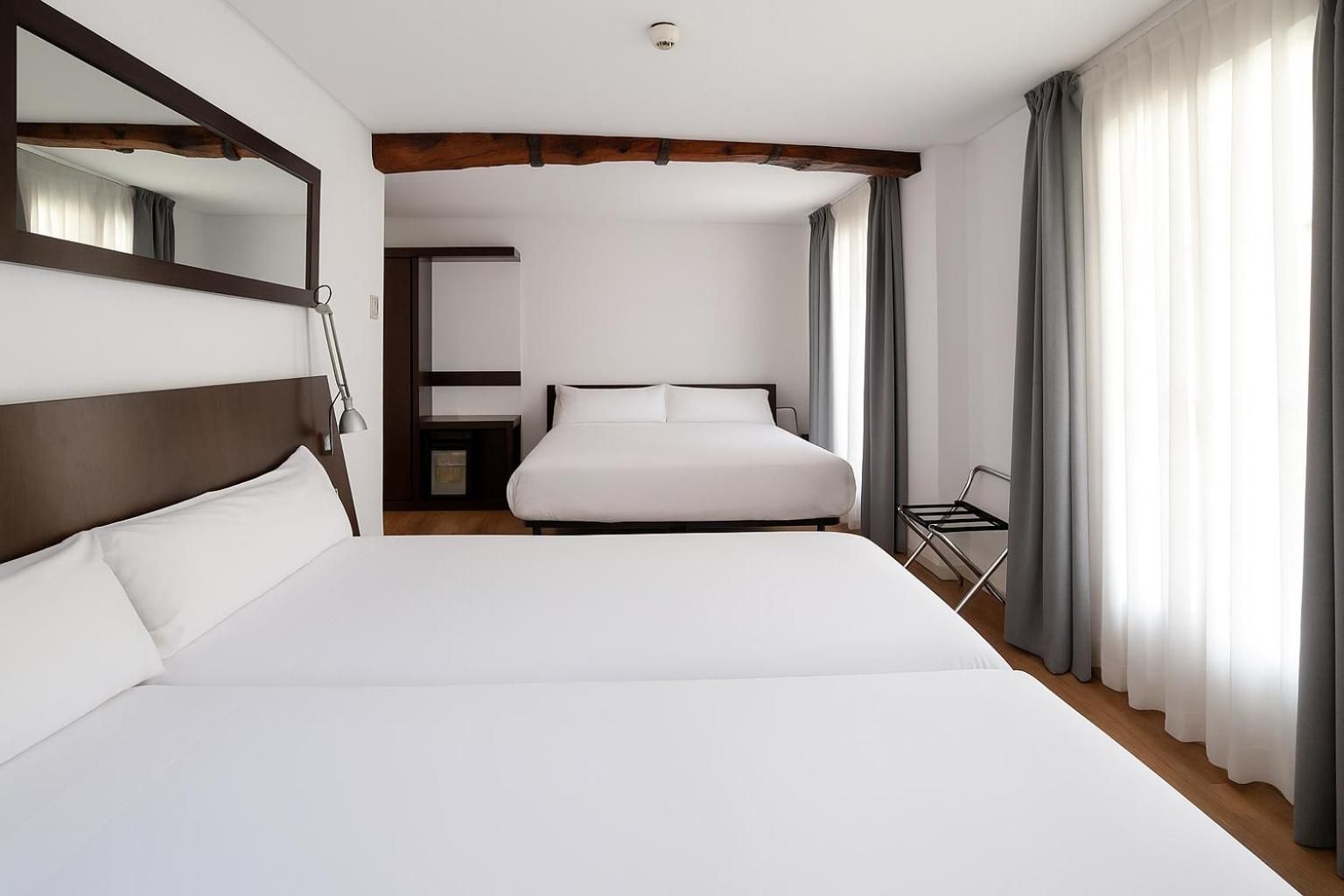 Double Room with two Extra Beds