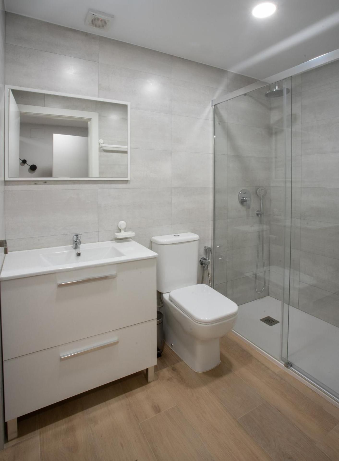 Apartamentos Hondarmendi One-Bedroom Apartment