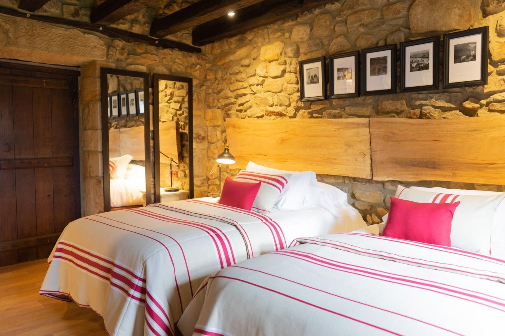 MendiGoikoa Bekoa Superior Deluxe Double or Twin Room 