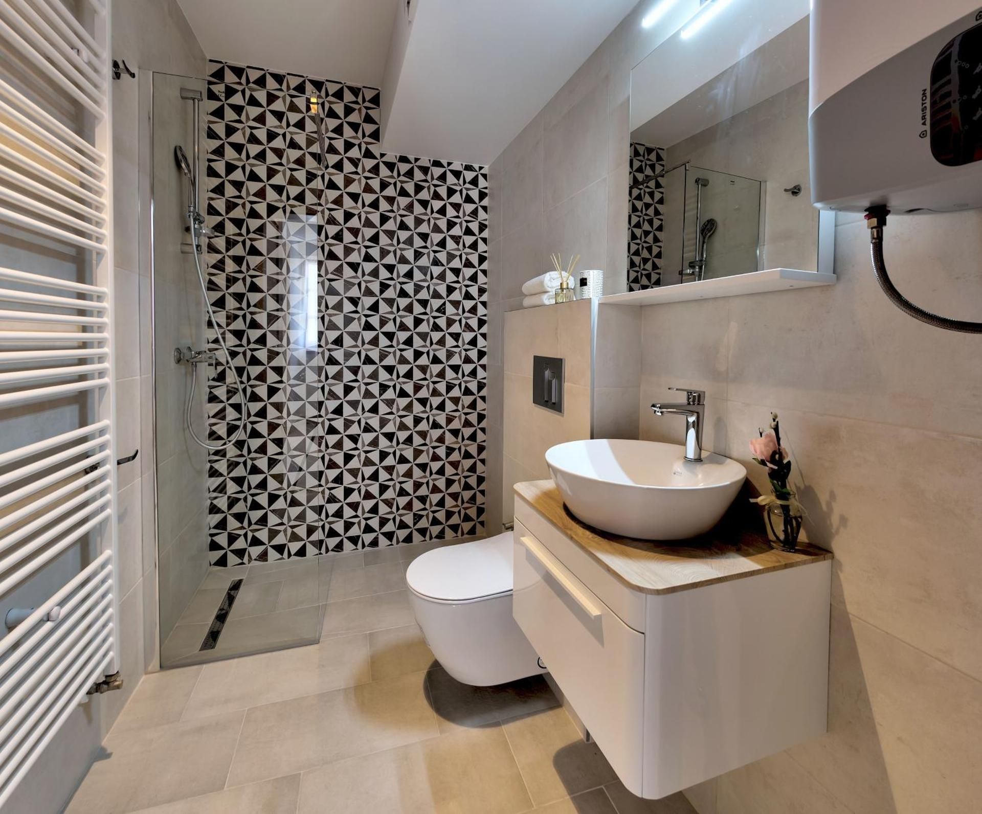 Villa Gunga Family Room with Balcony 3