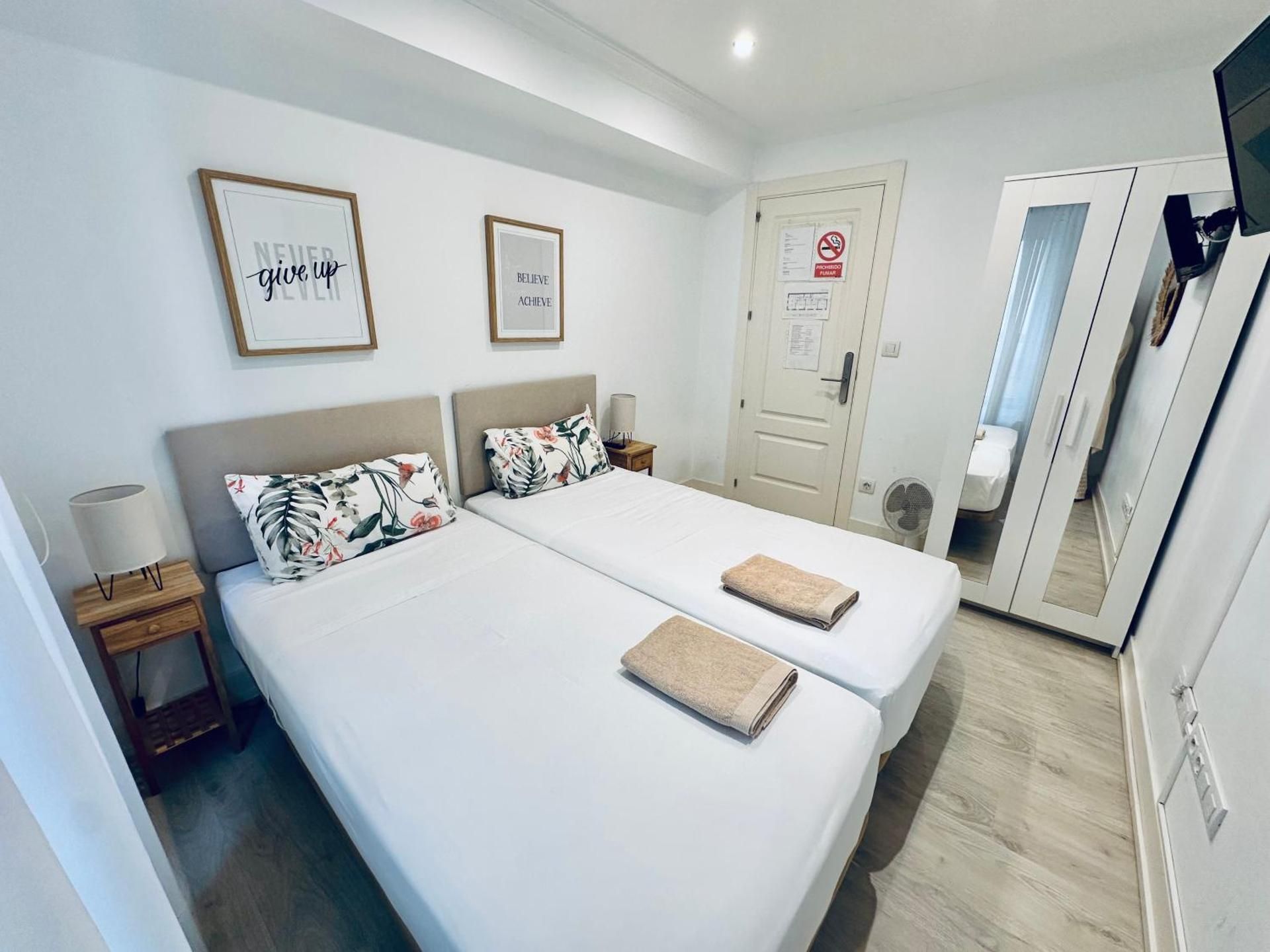 Mirador Catedral de Santiago Double Room with Shared Bathroom 2