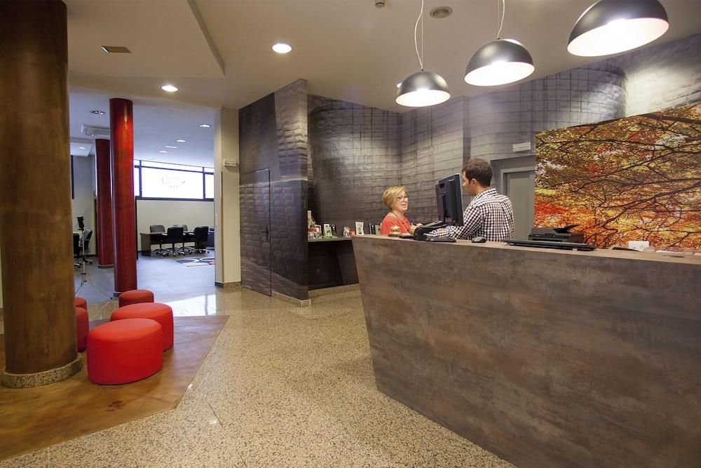 eb6f4bf173944abb8f063c6efbba71be