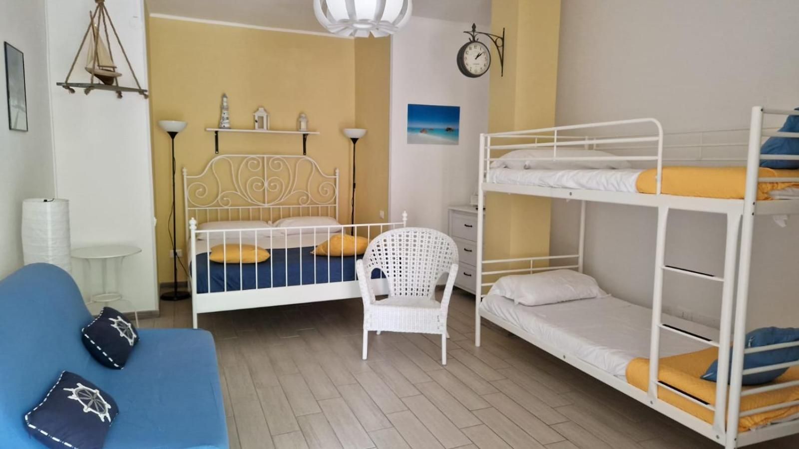 Quadruple Room with Private Bathroom