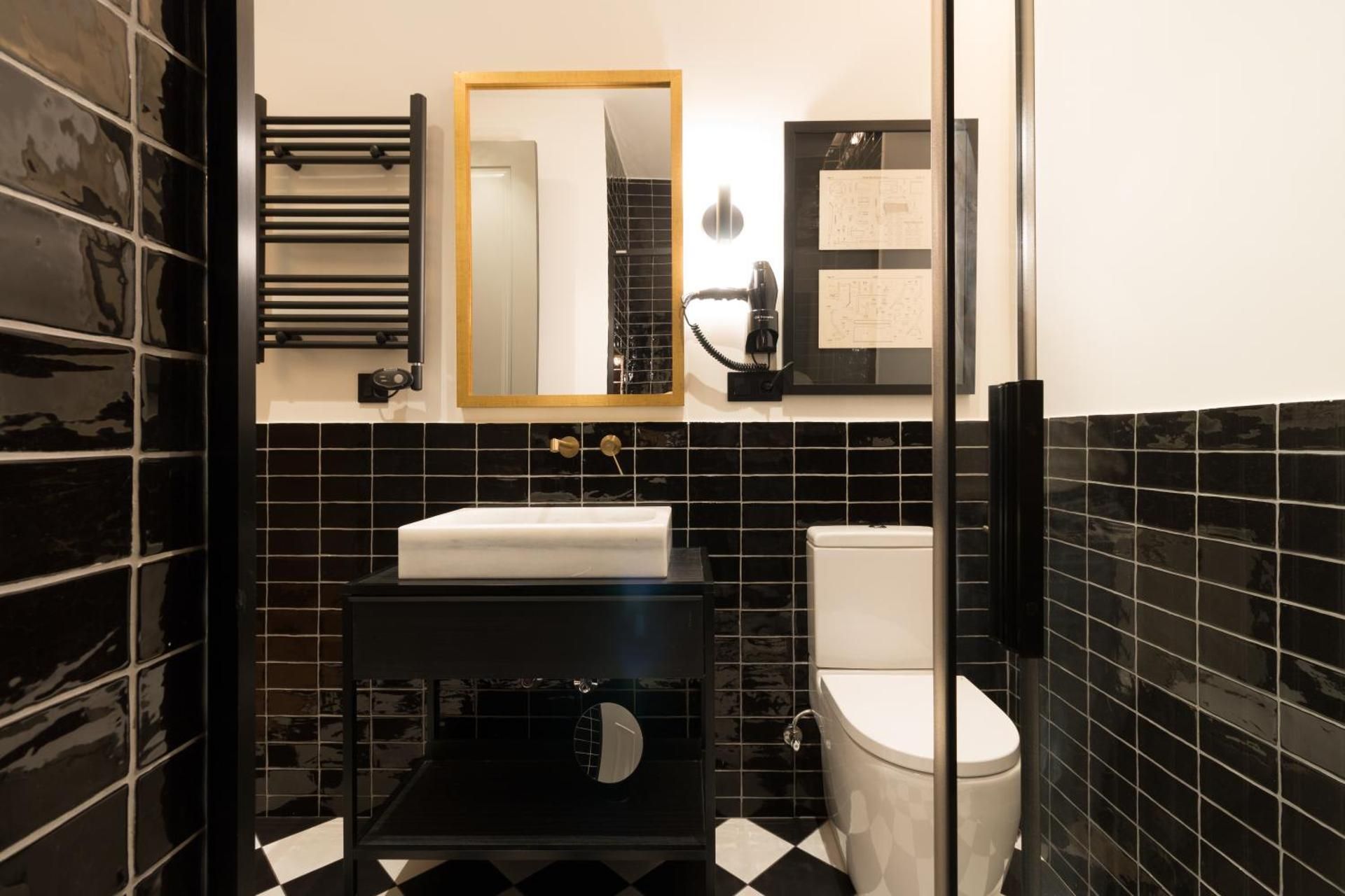 Old Town Apartments by Staynnapartments Three-Bedroom Apartment 2