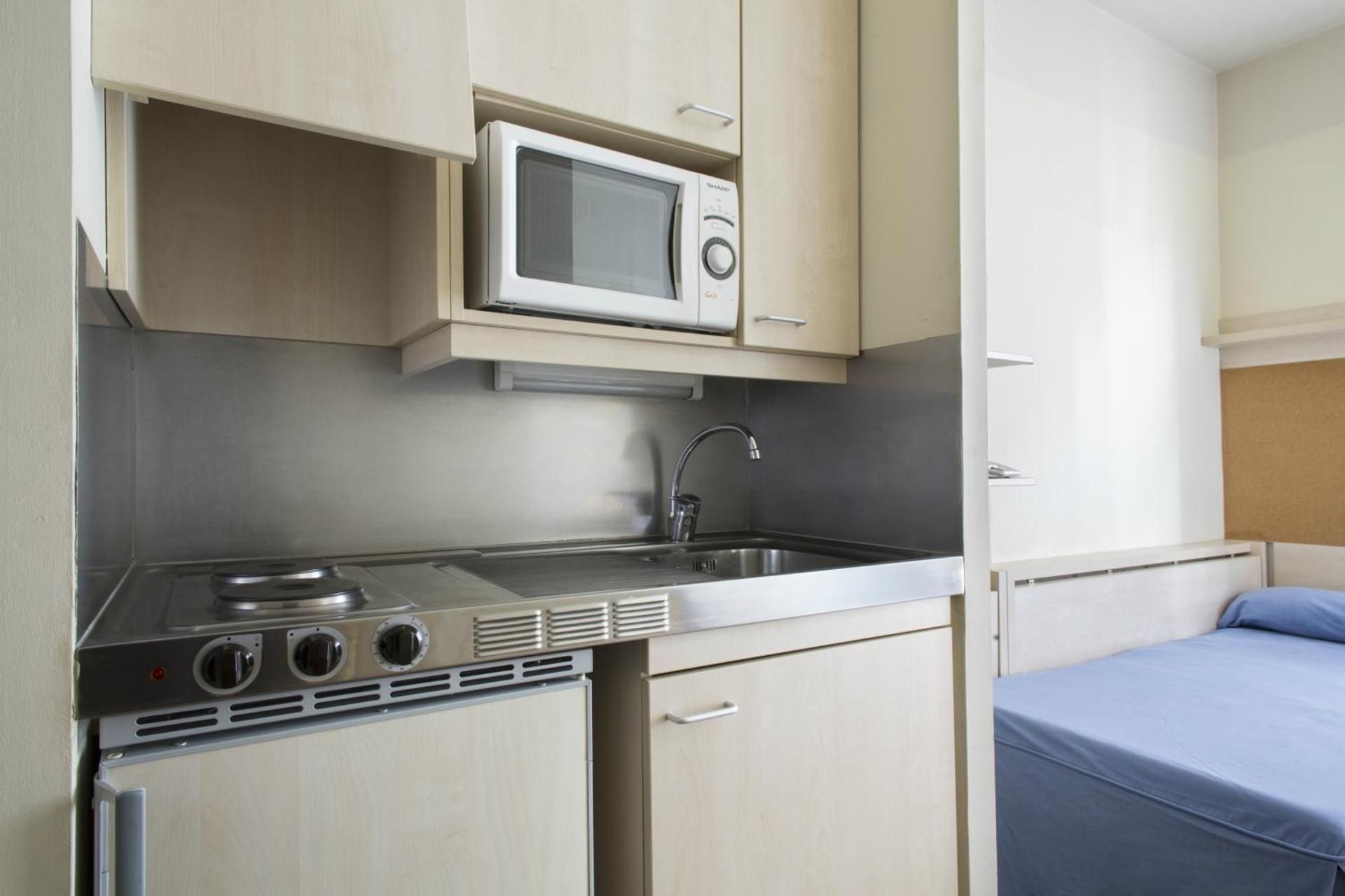 Residencia Universitaria Blas De Otero Basic Twin Room 3