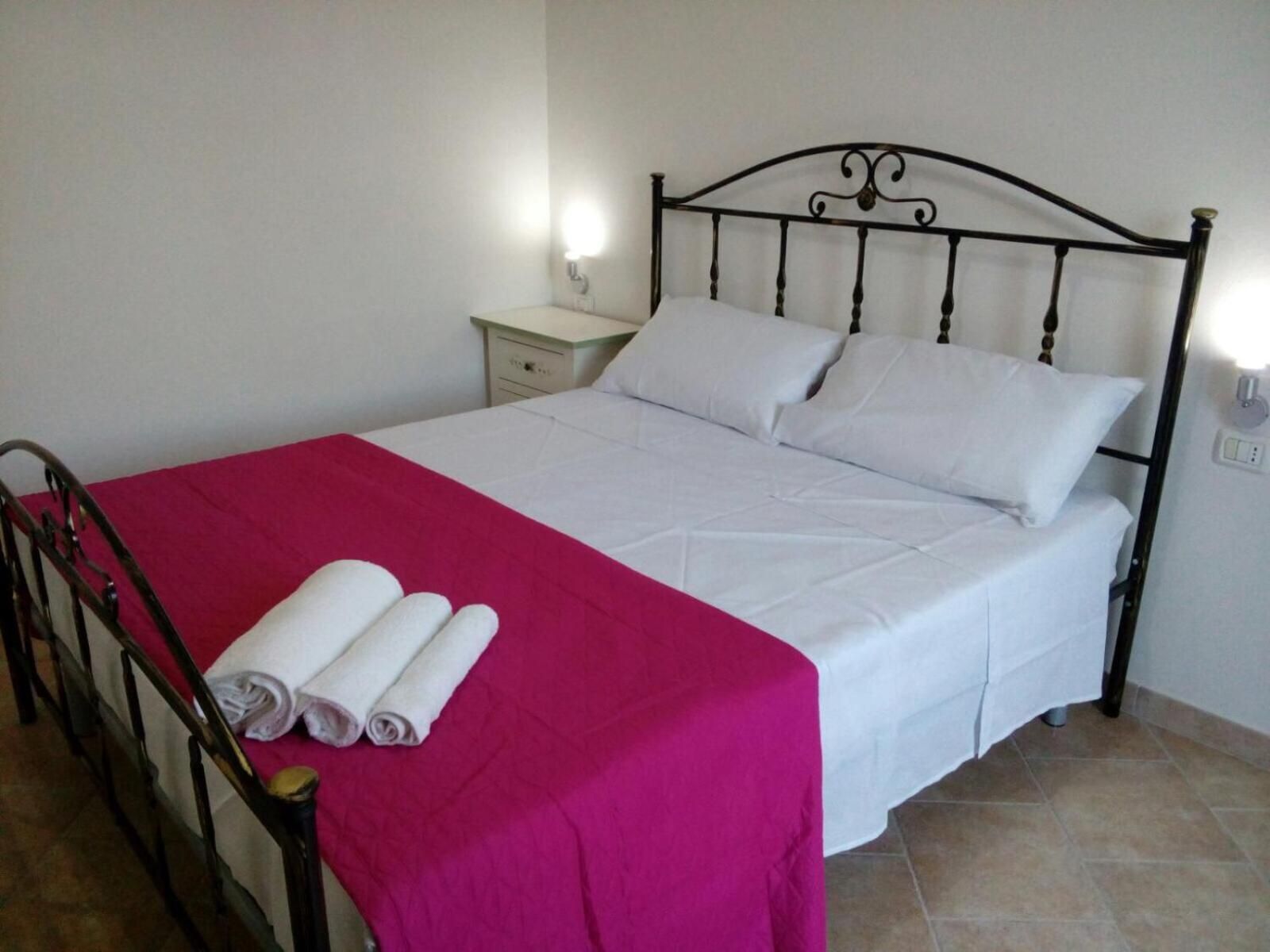 Basic Triple Room
