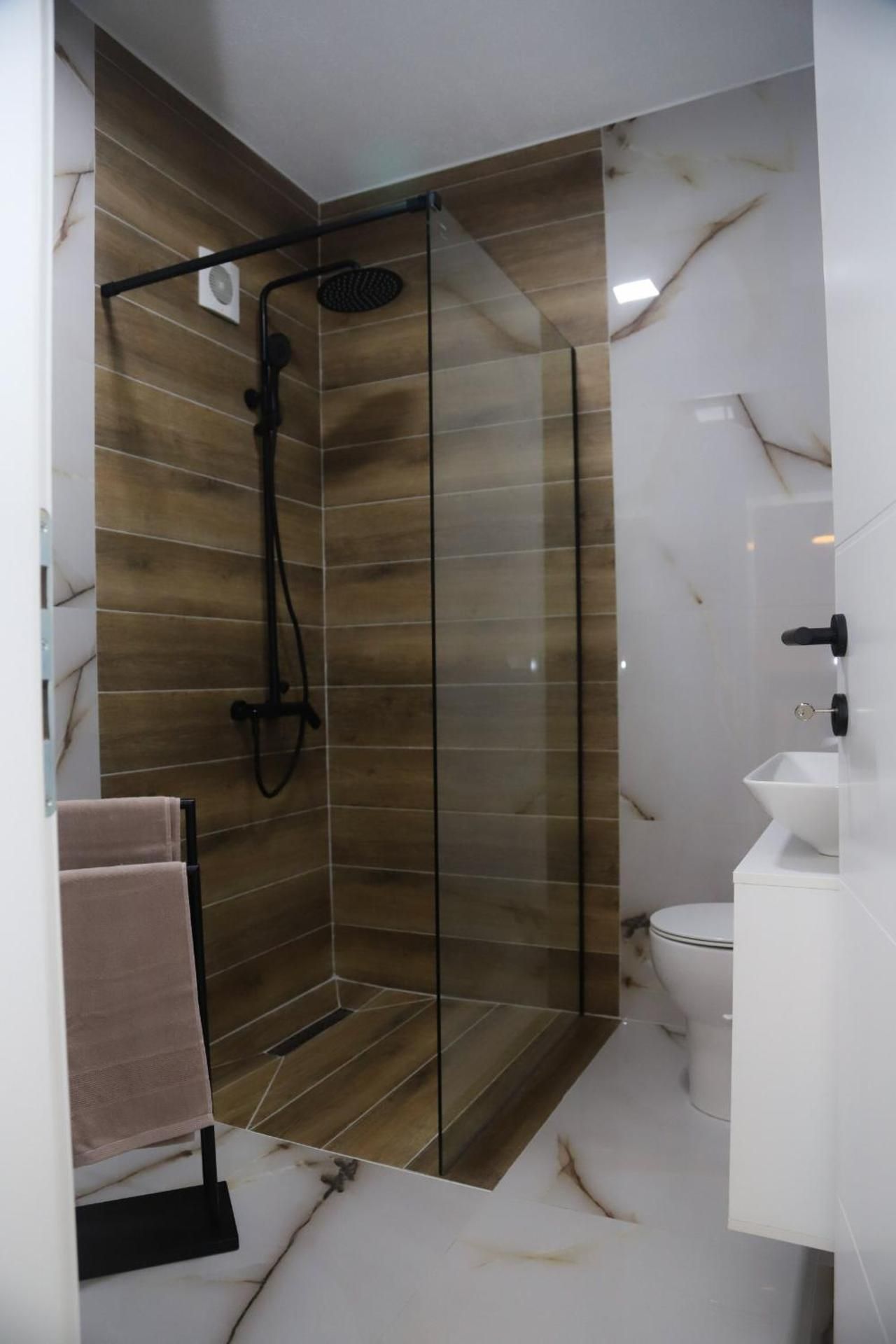 Mostar Comfort Suites One-Bedroom Apartment with Balcony