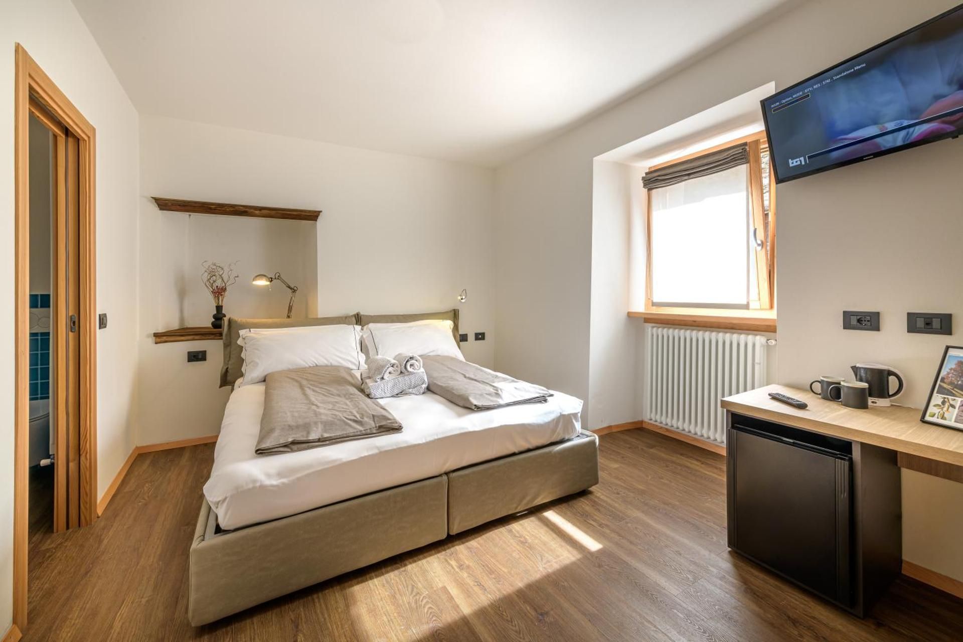 Deluxe Double or Twin Room