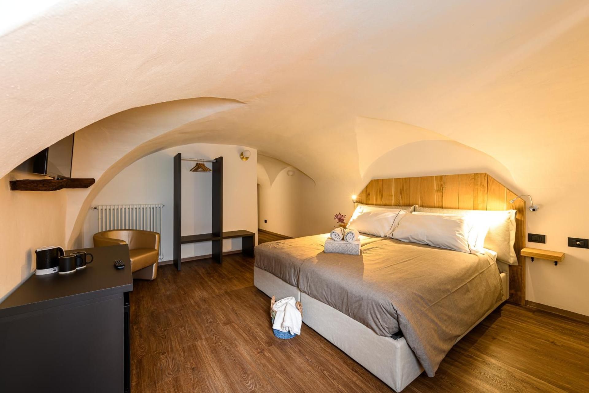 Large Double Room
