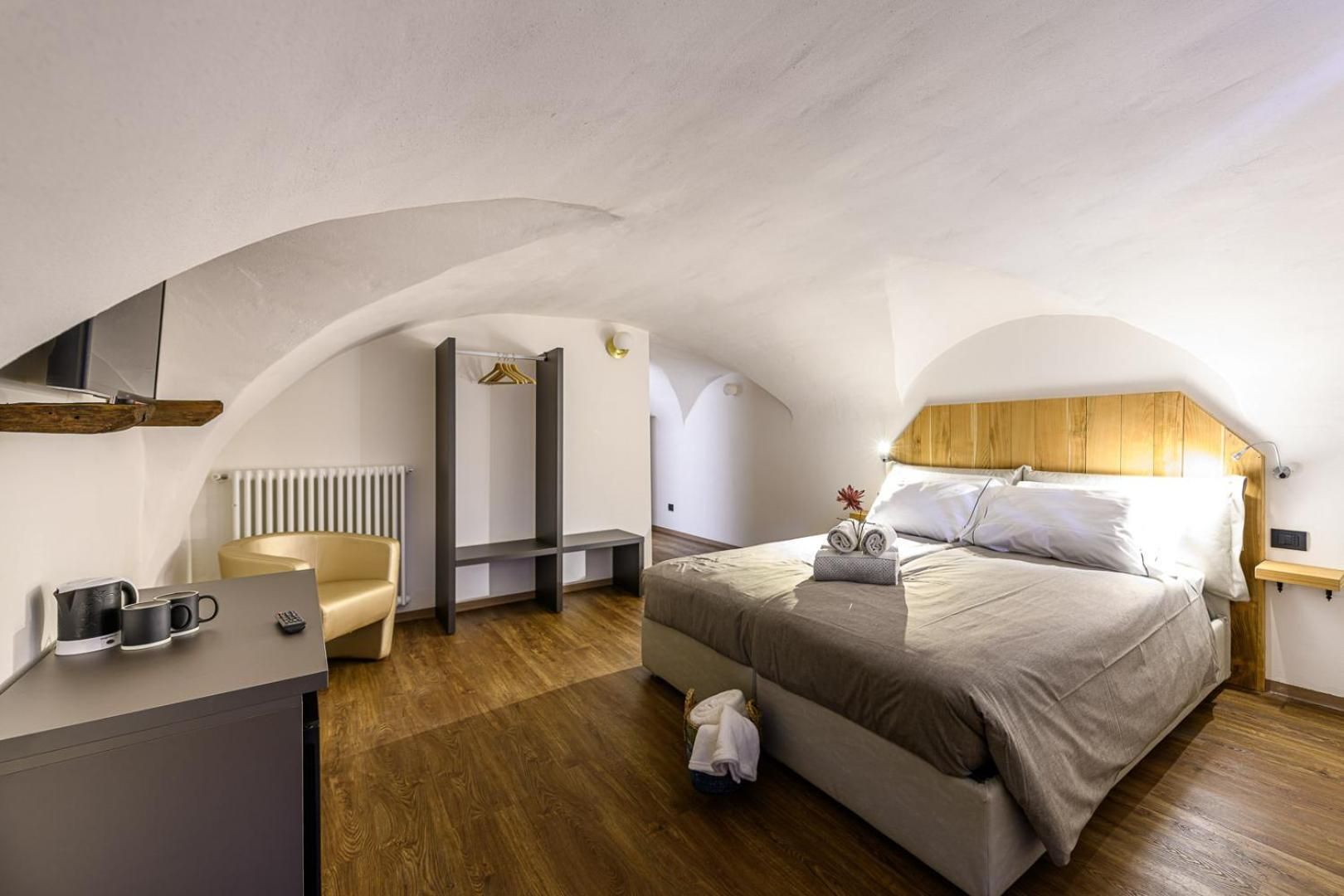 Large Double Room