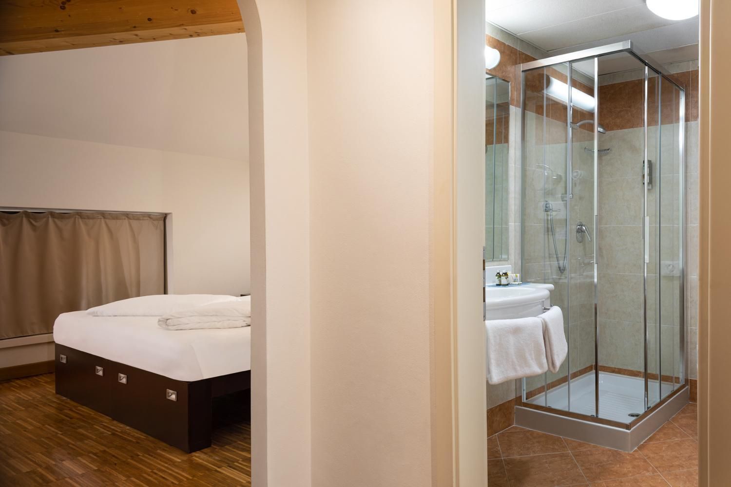Economy Triple Room