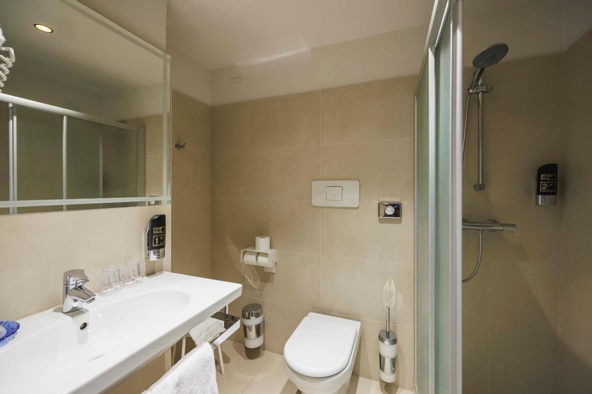 Superior Double Room with Lake View