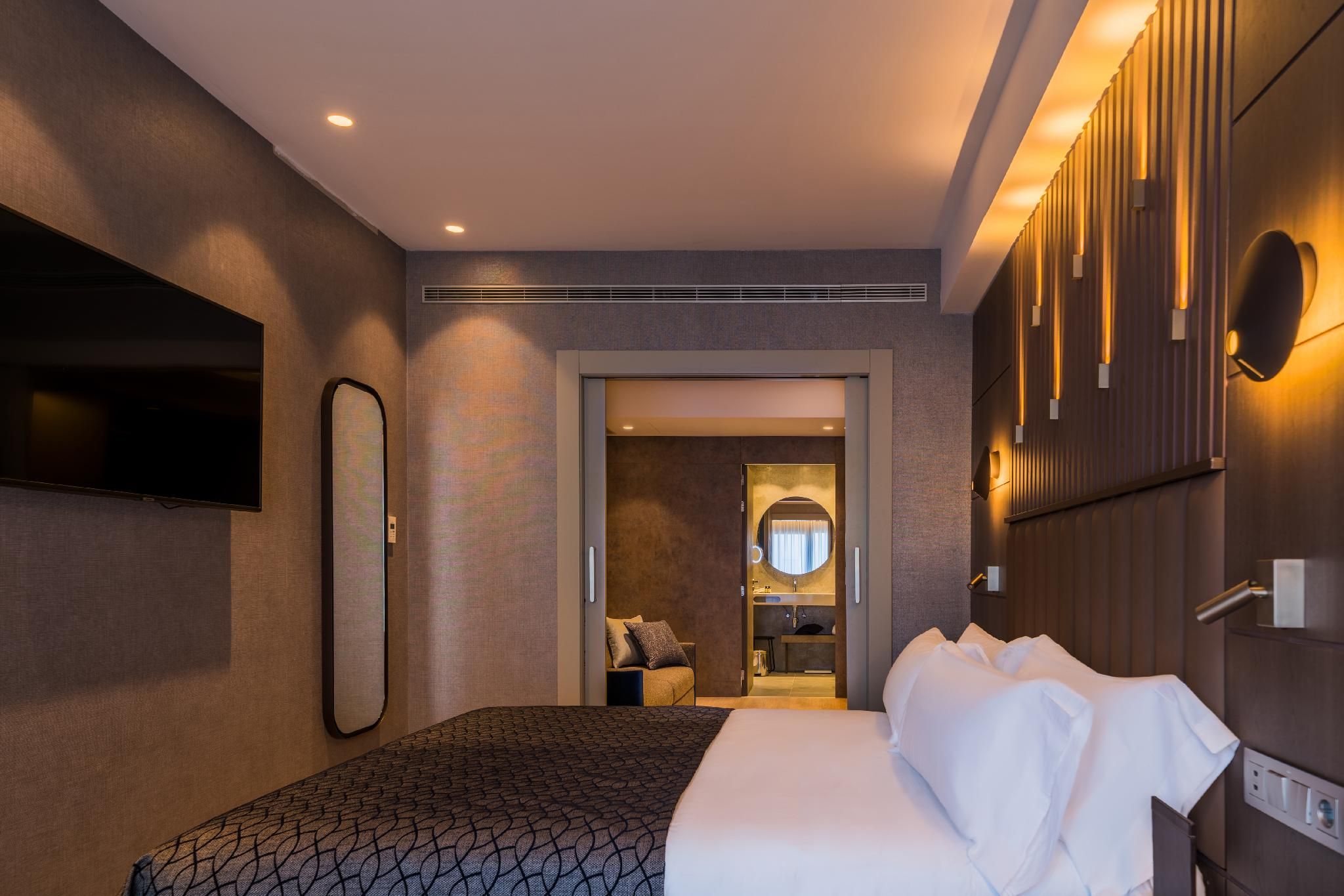 Junior Suite for 1 Person - Non-Smoking