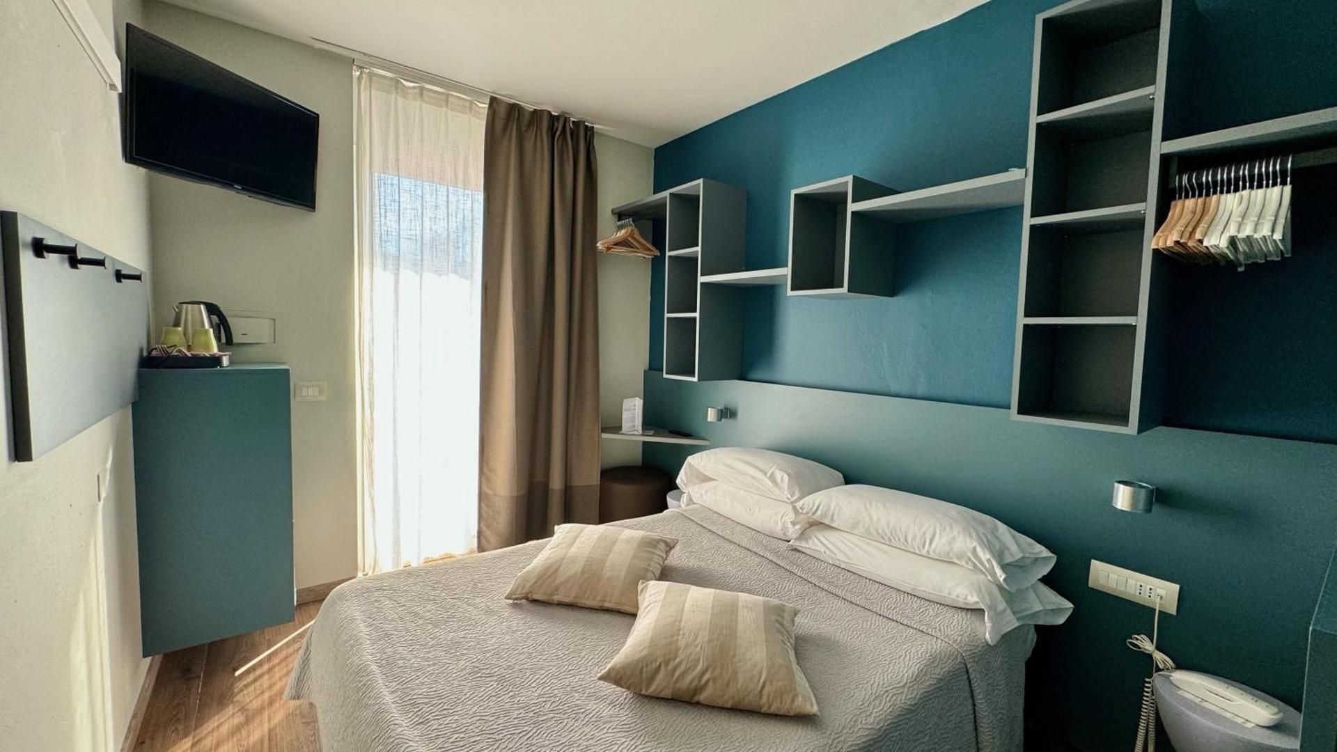 Classic Small Double Room with French Bed