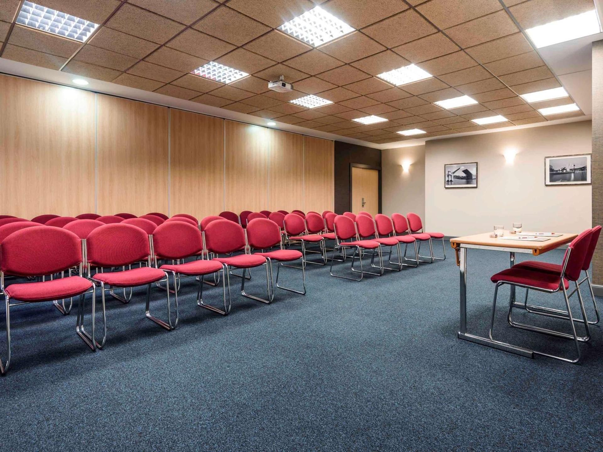 meeting room / ballrooms