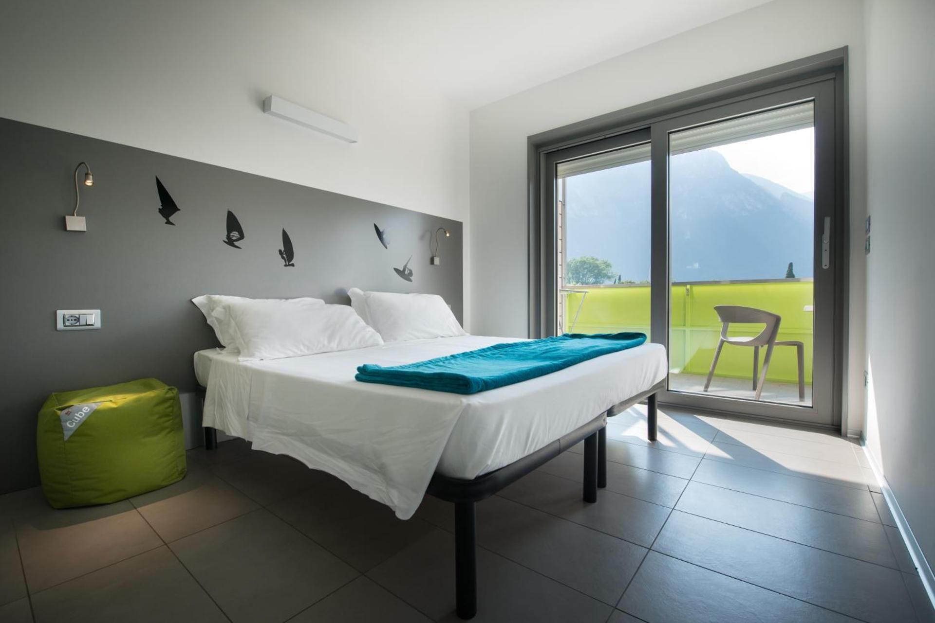 Comfort Apartment with Lake View
