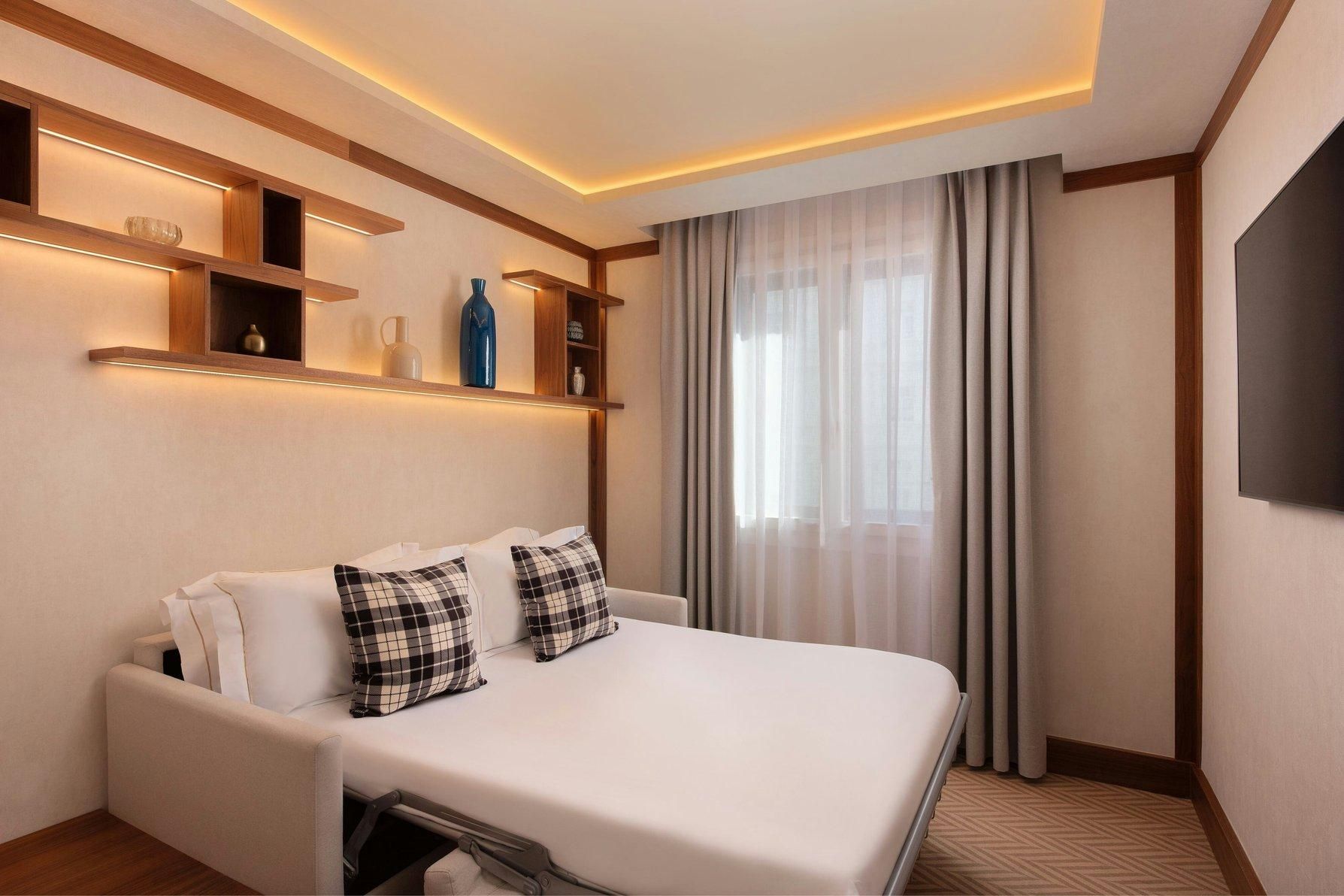 Vintage, Guest room, 1 King, Sofa bed