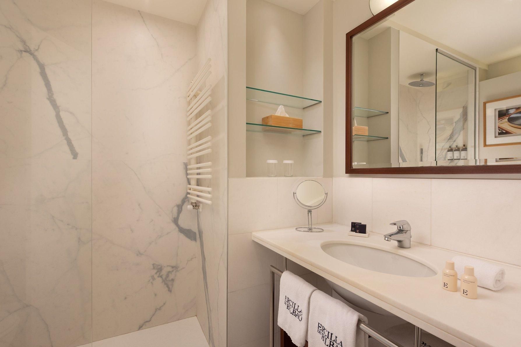 Vintage Twin, Guest room, 2 Twin, Sofa bed