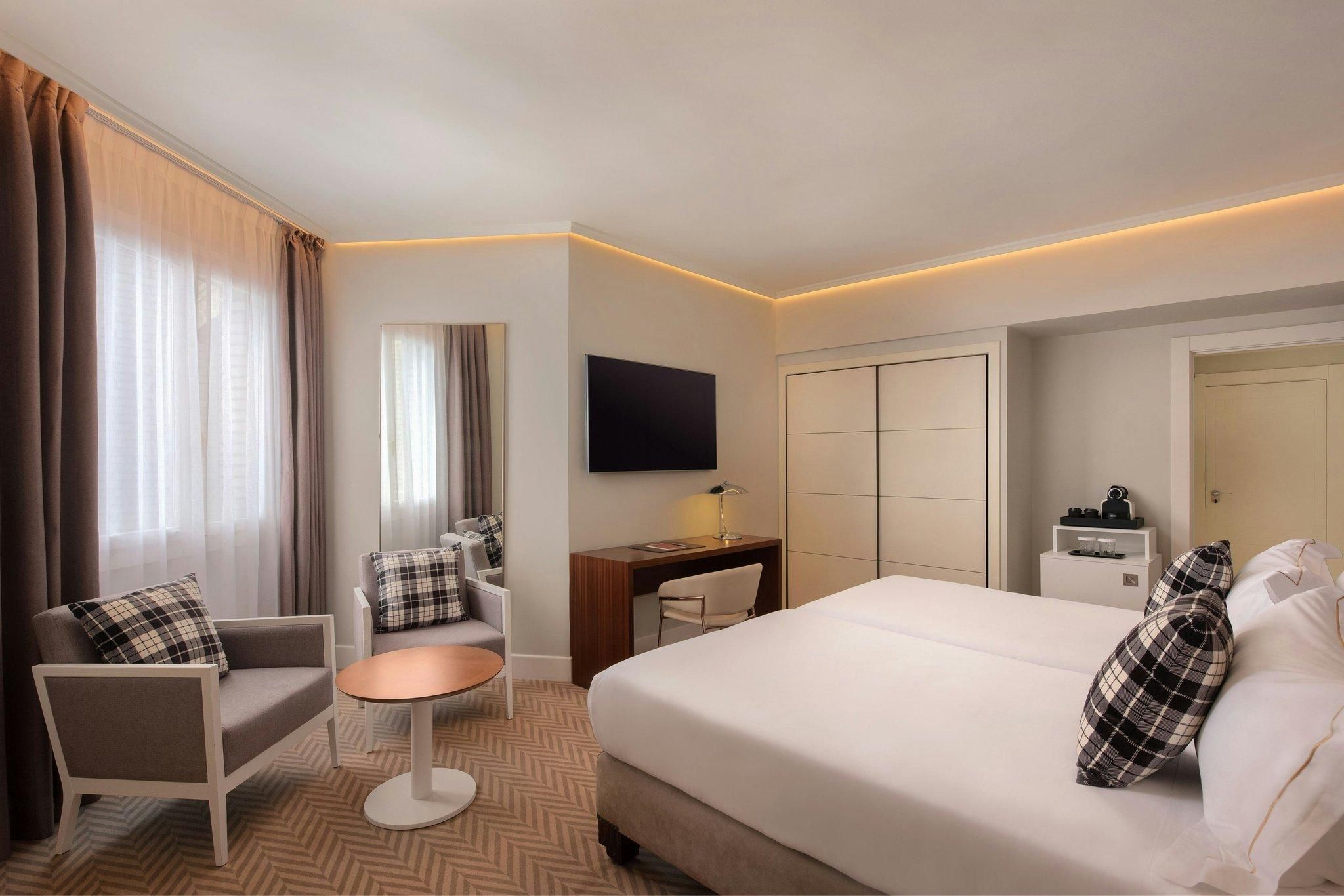 Hotel Ercilla de Bilbao, Autograph Collection Stylish, Guest room, 2 Twin 2