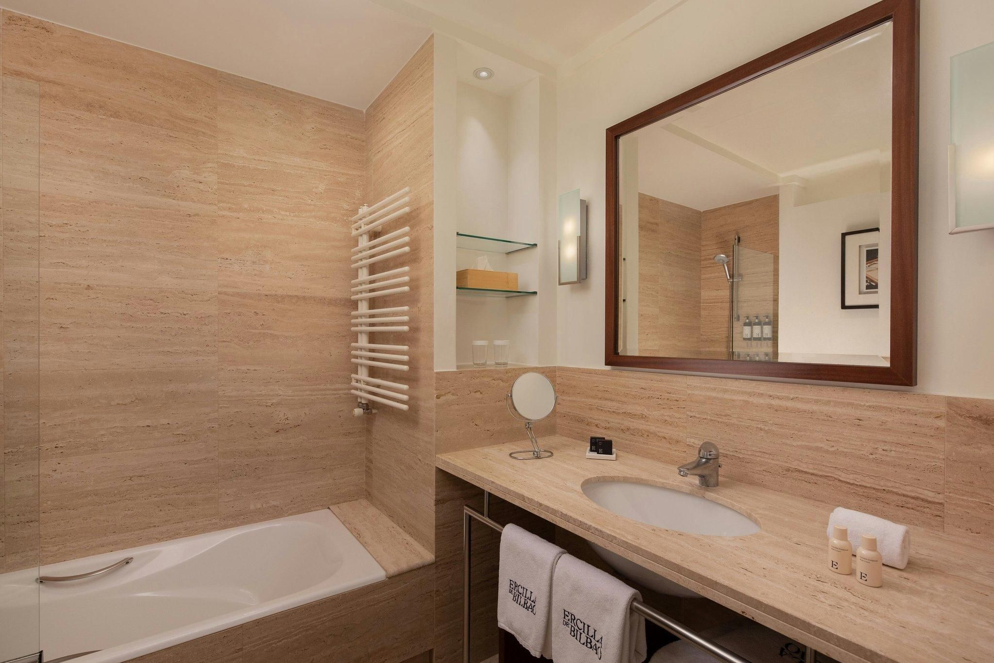 Vintage, Guest room, 1 King, Sofa bed