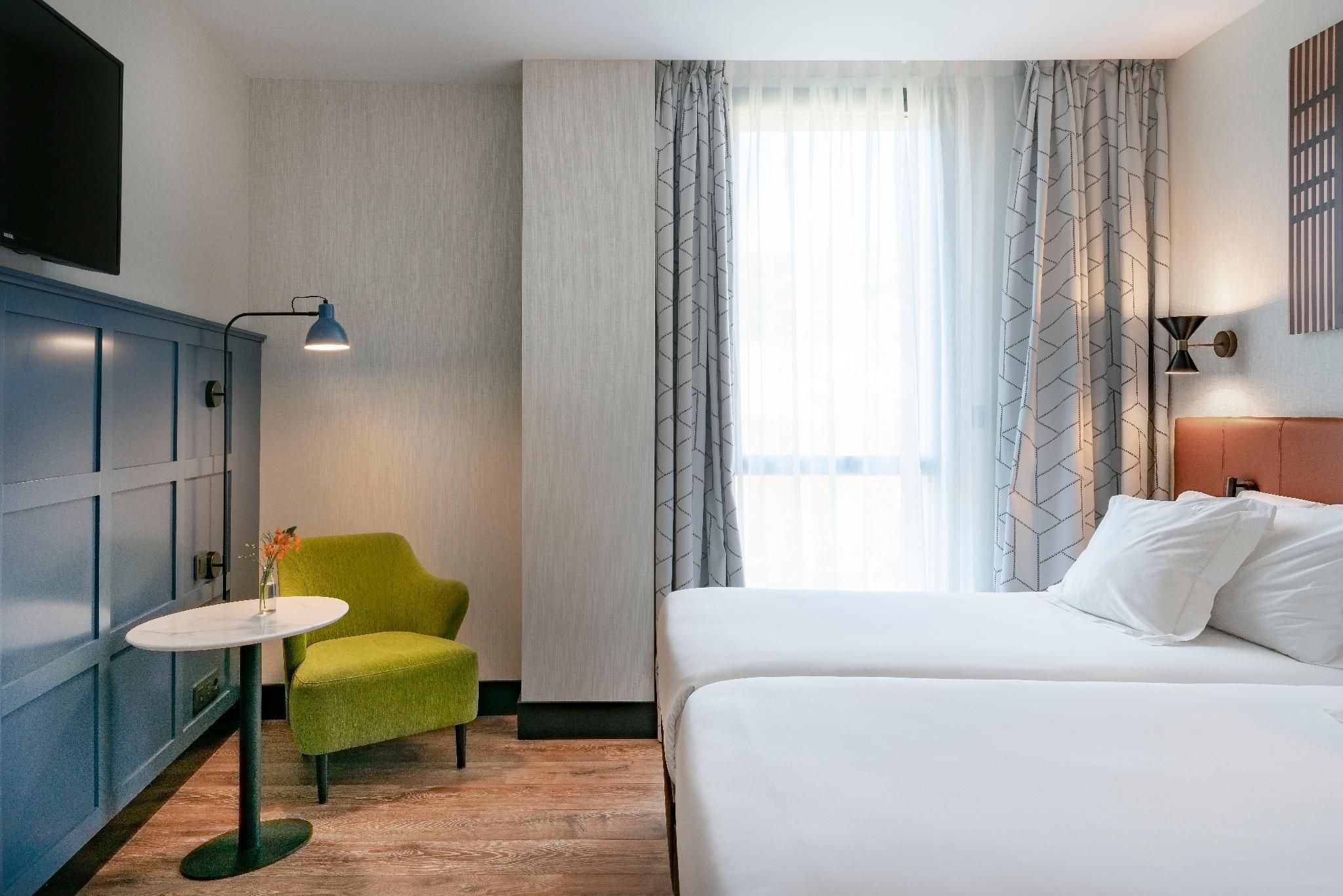 Connecting Rooms 3 pax (Standard Connecting Rooms)