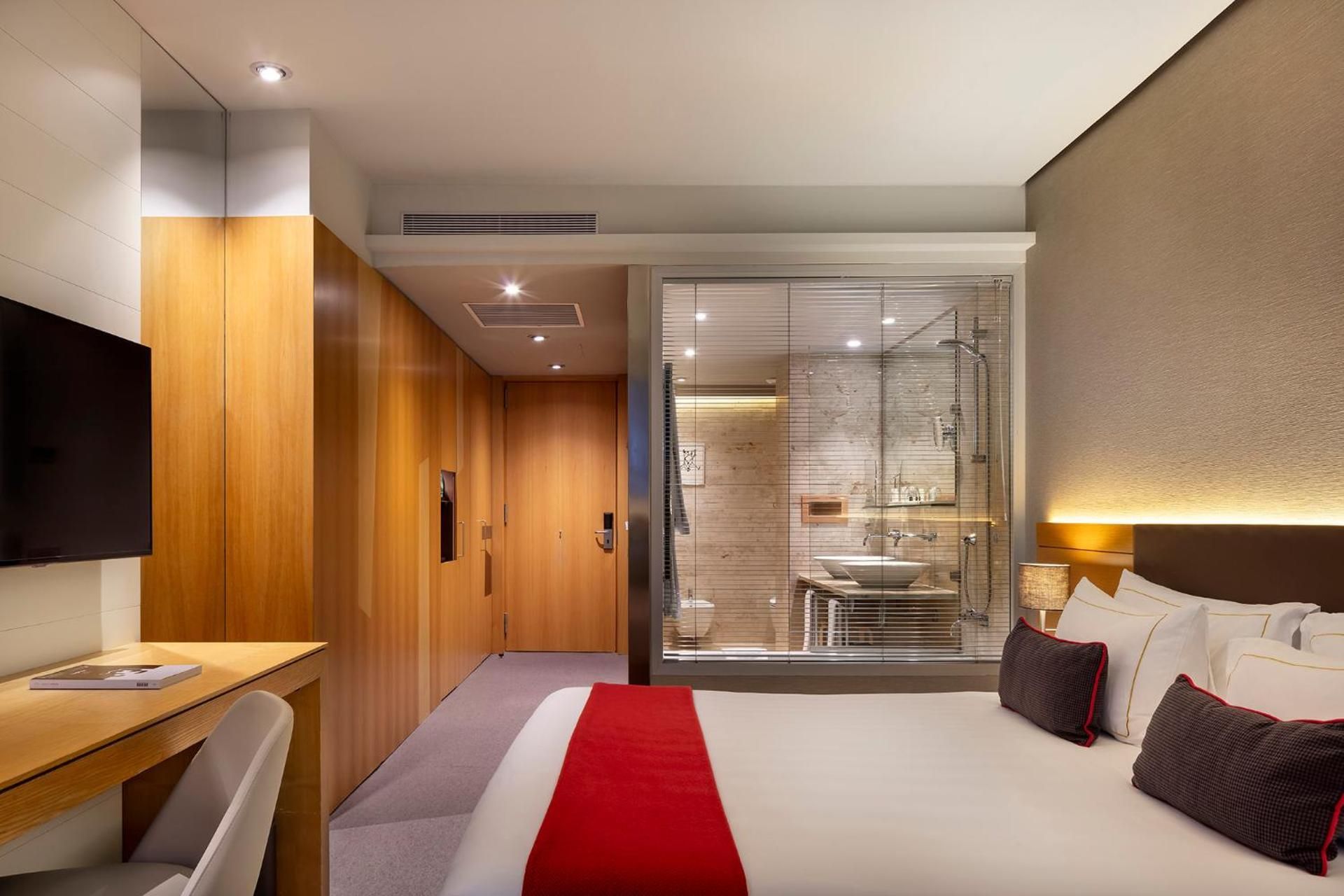 Superior Double or Twin Room with City View
