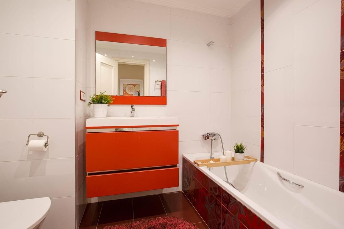 HABITACION EN VIVIENDA GRAN VIA BILBAo Standard Double Room with Shared Bathroom 2